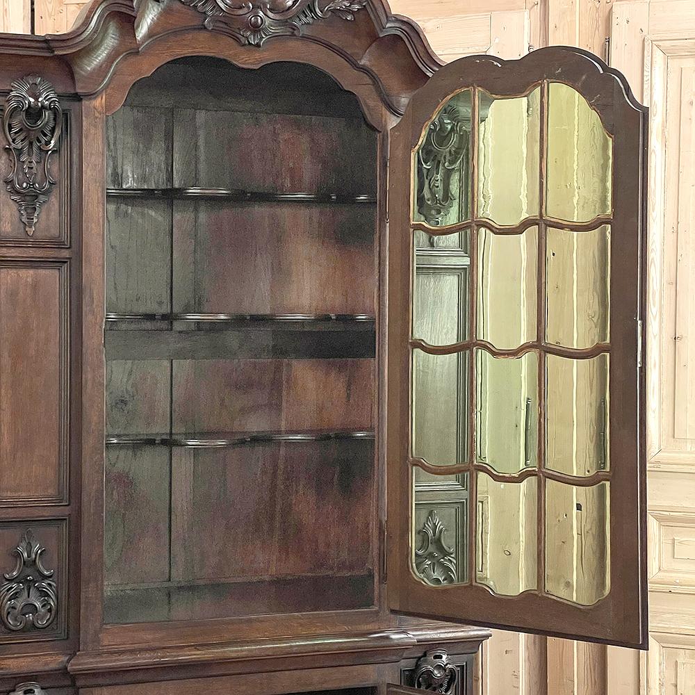 Oak 19th Century French Napoleon III Period Louis XIV Bookcase For Sale