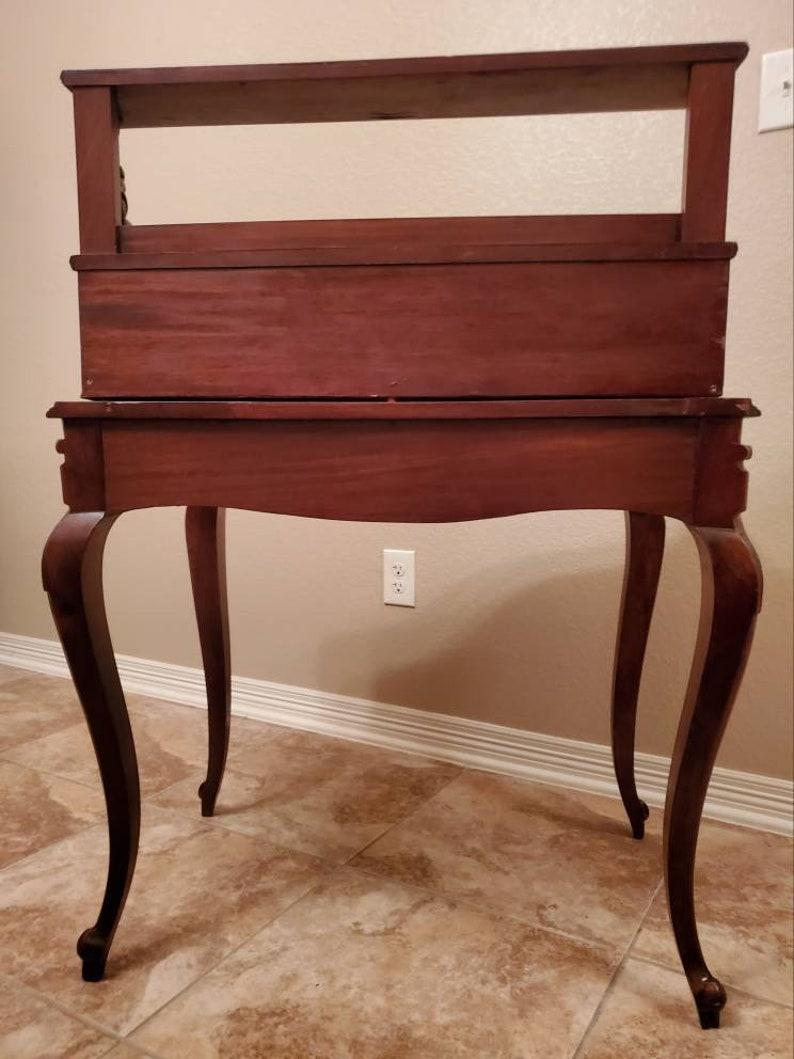 Período Francés Napoleón III Caoba Bonheur Du Jour Antiguo Escritorio de Señoras en venta 2