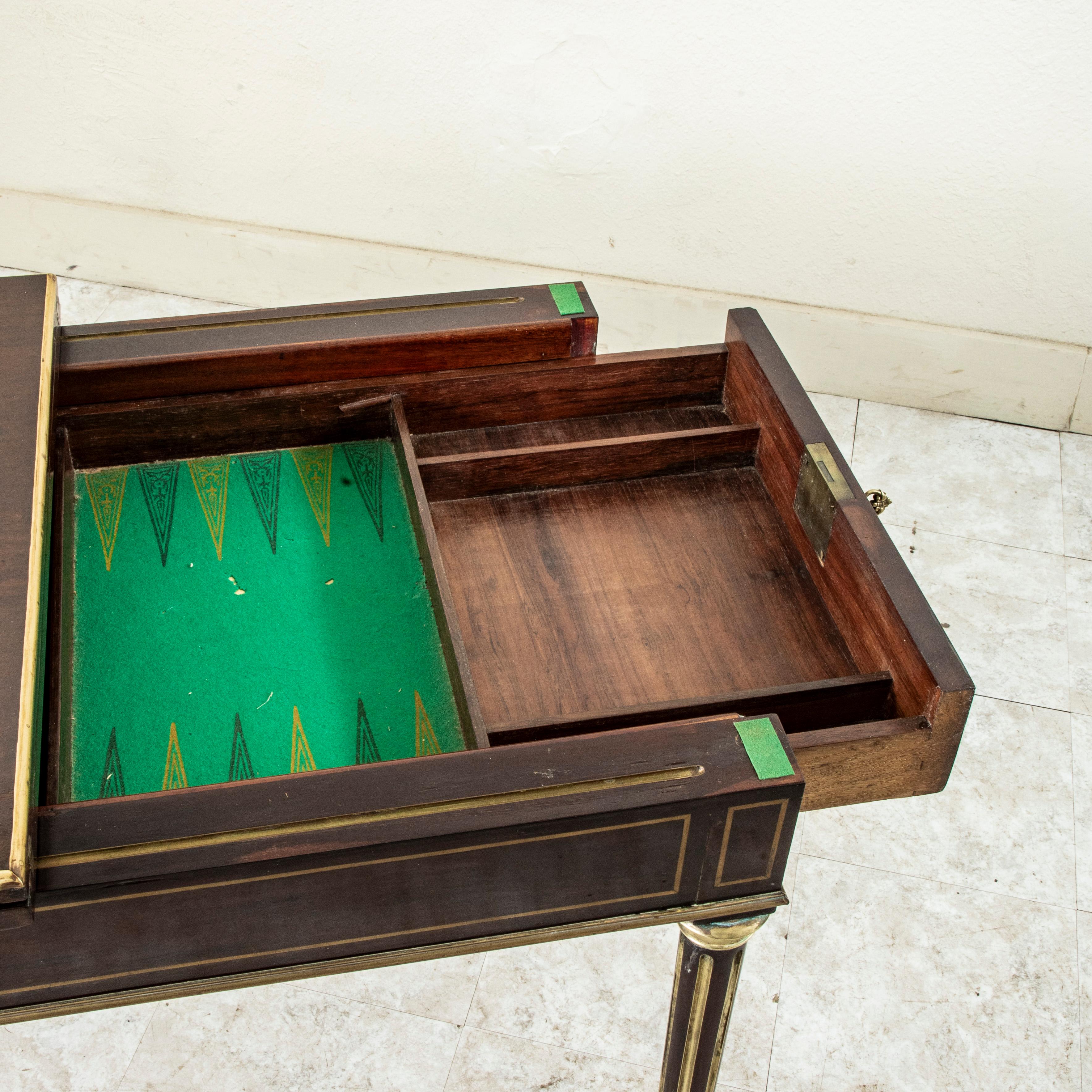 Siglo XIX Mesa de juego francesa de caoba de la época de Napoleón III, Backgammon, Cartas en venta 2