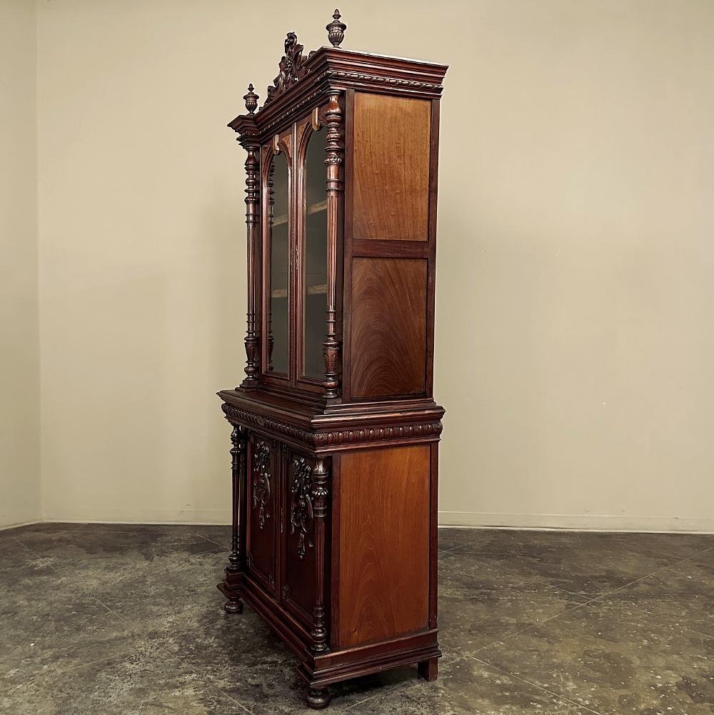 Hand-Carved 19th Century French Napoleon III Period Neoclassical Mahogany Bookcase For Sale