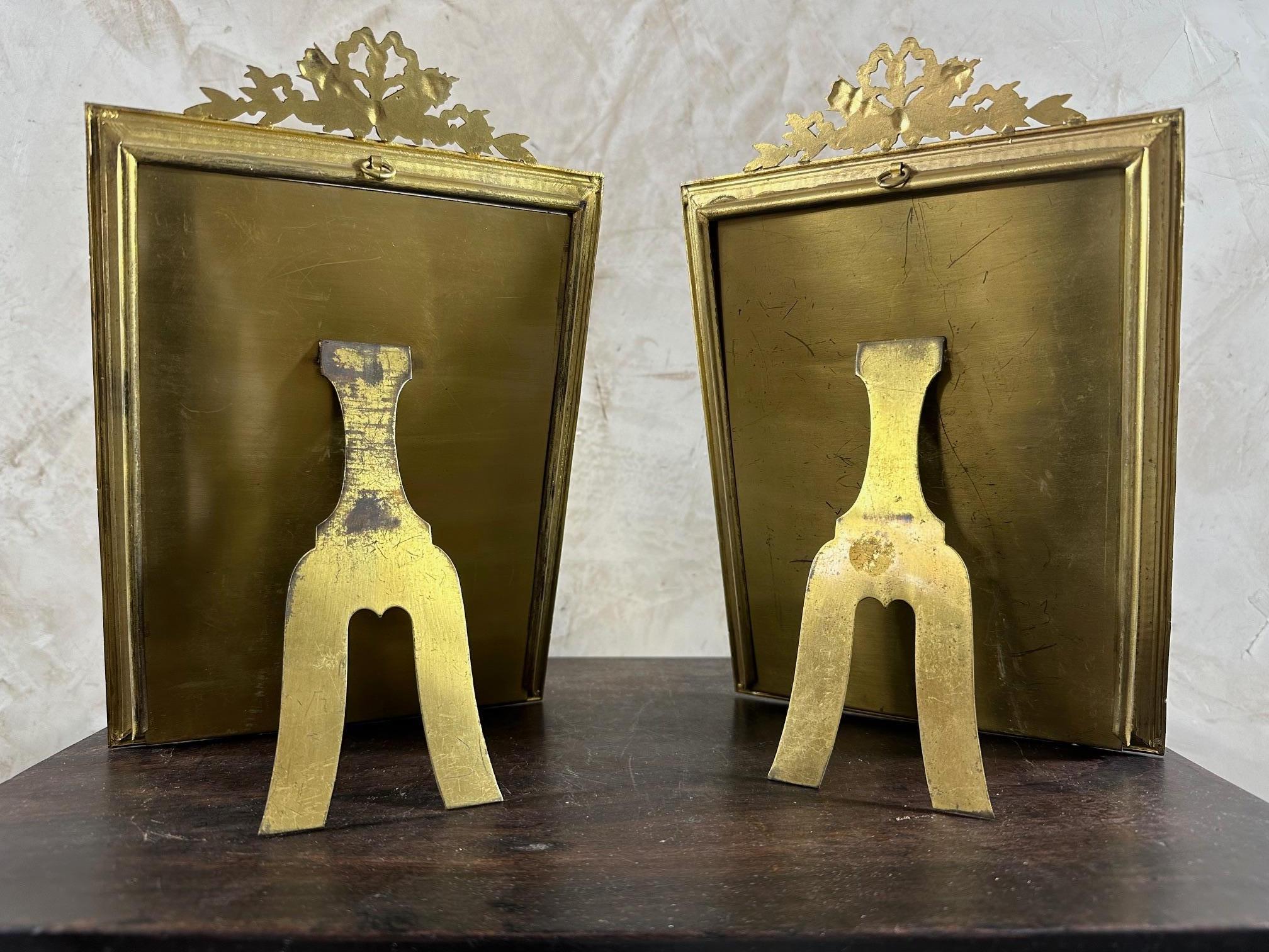 19th Century 19th century French Napoleon III Period Pair of Gilded Bronze Picture Frames
