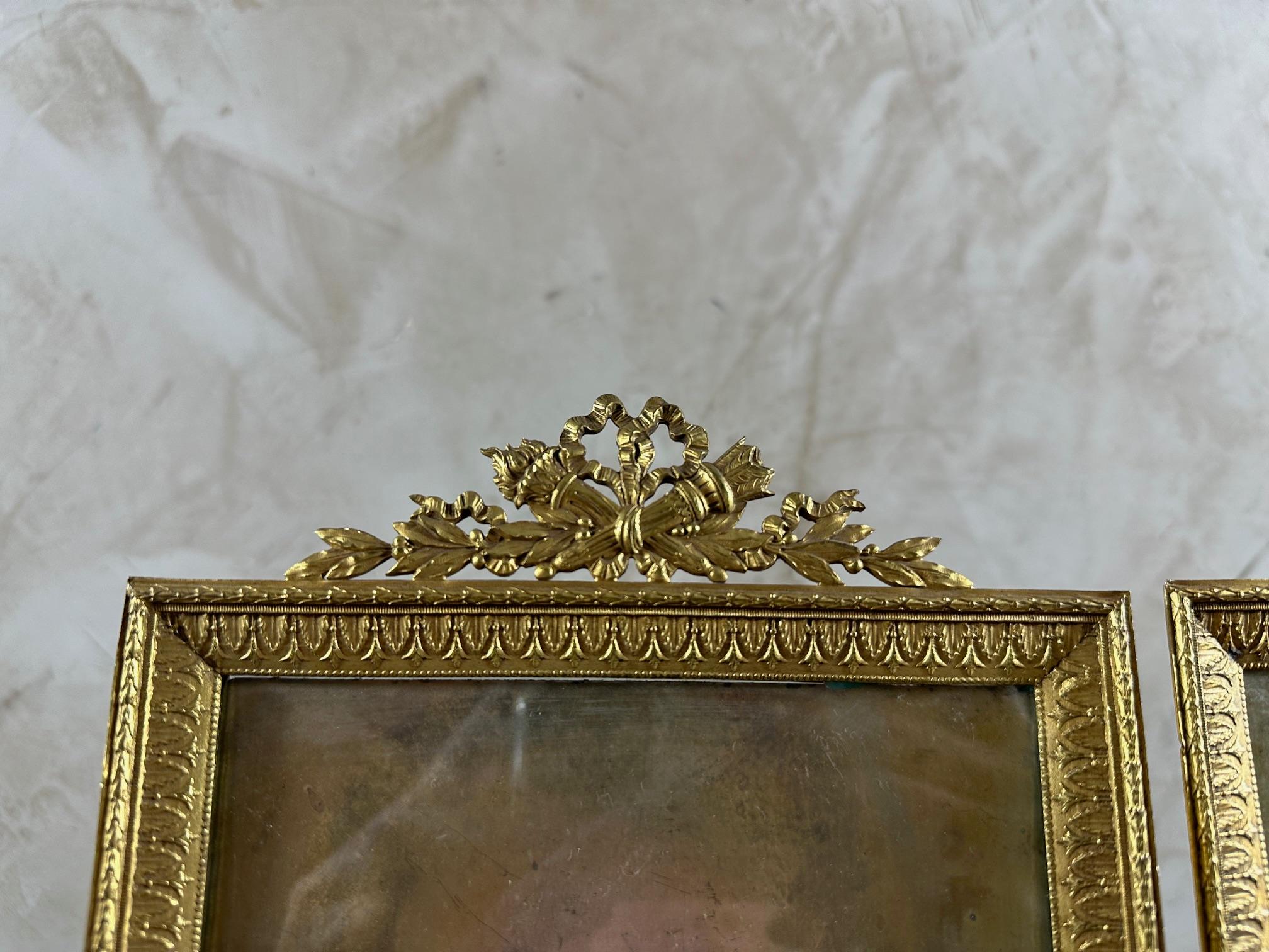 19th century French Napoleon III Period Pair of Gilded Bronze Picture Frames 3