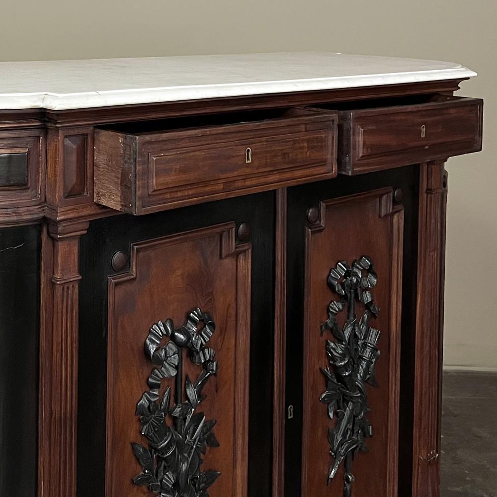19th Century French Napoleon III Period Walnut Buffet with Carrara Marble For Sale 11