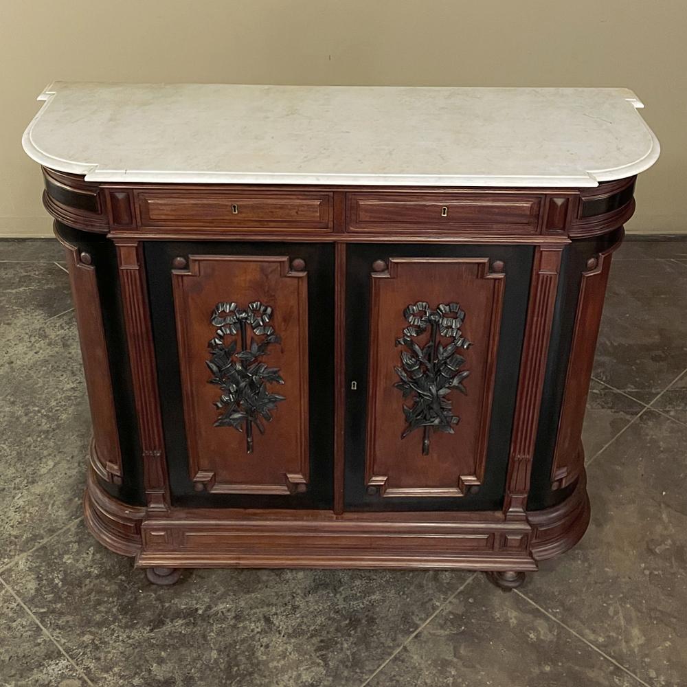 19th Century French Napoleon III Period Walnut Buffet with Carrara Marble For Sale 2