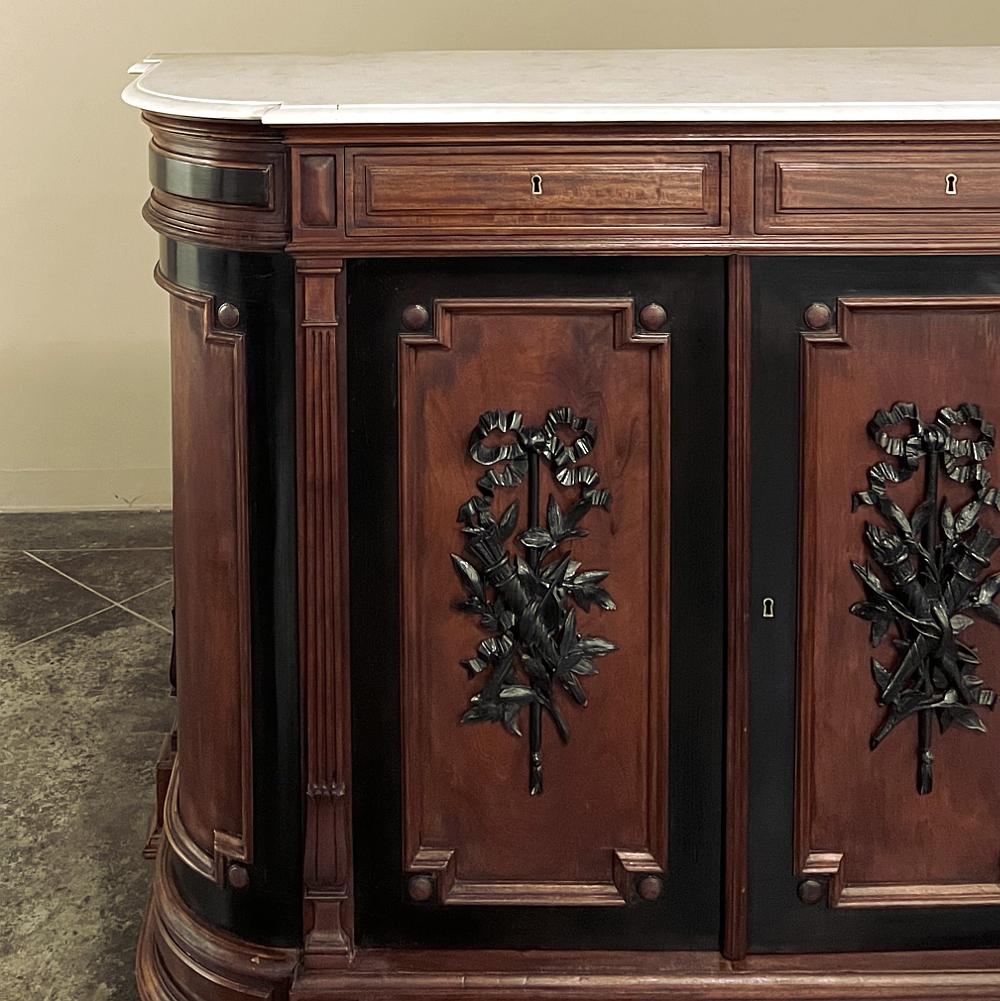 19th Century French Napoleon III Period Walnut Buffet with Carrara Marble For Sale 3