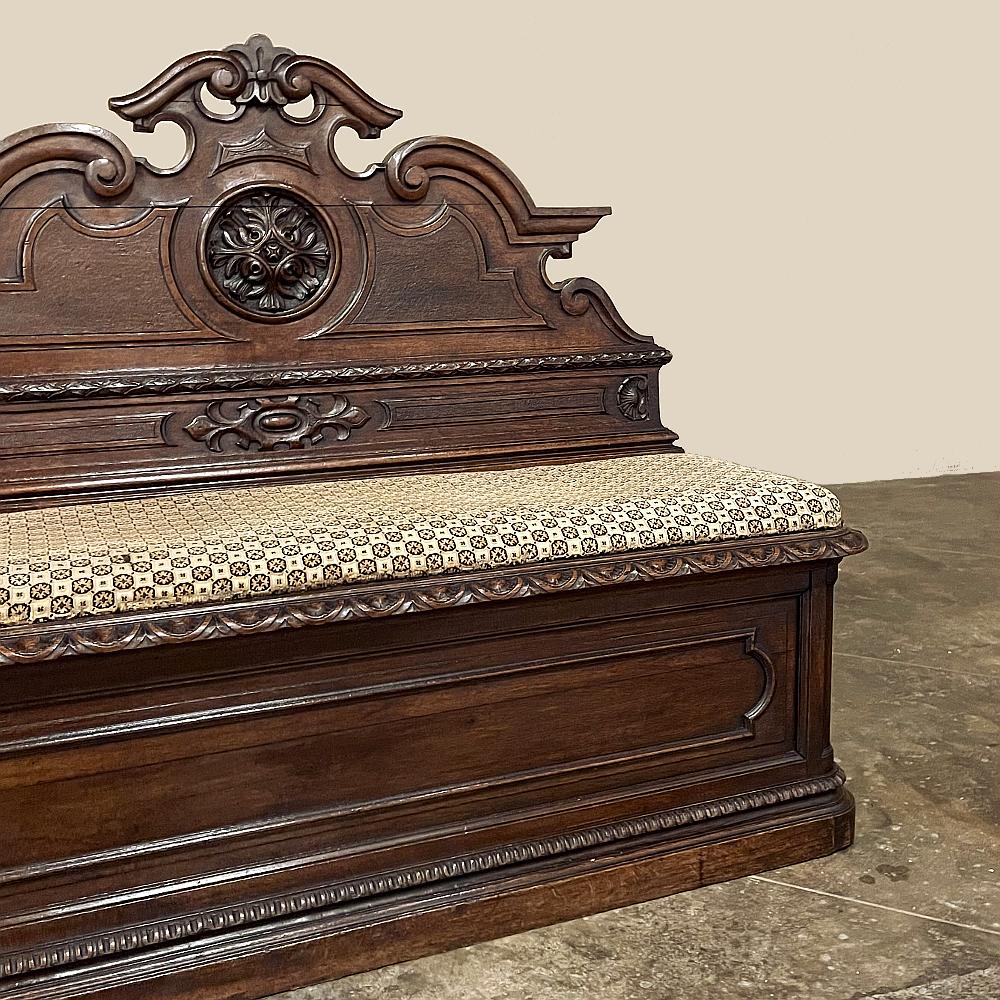 19th Century French Napoleon III Period Walnut Hall Bench For Sale 5