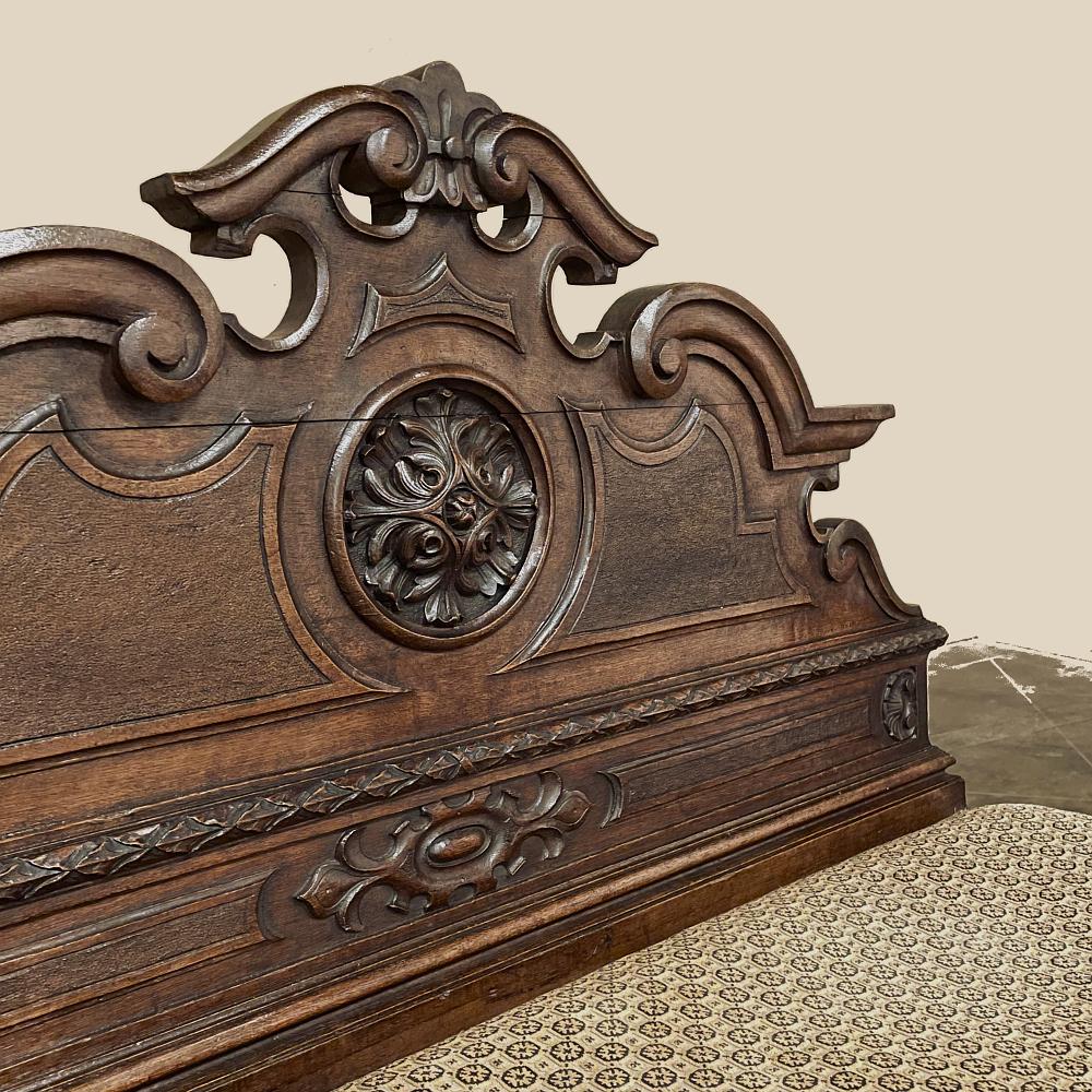 19th Century French Napoleon III Period Walnut Hall Bench For Sale 6