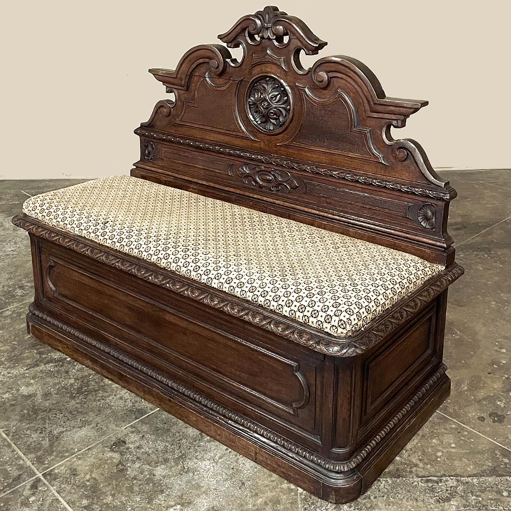19th Century French Napoleon III Period Walnut Hall Bench For Sale 1