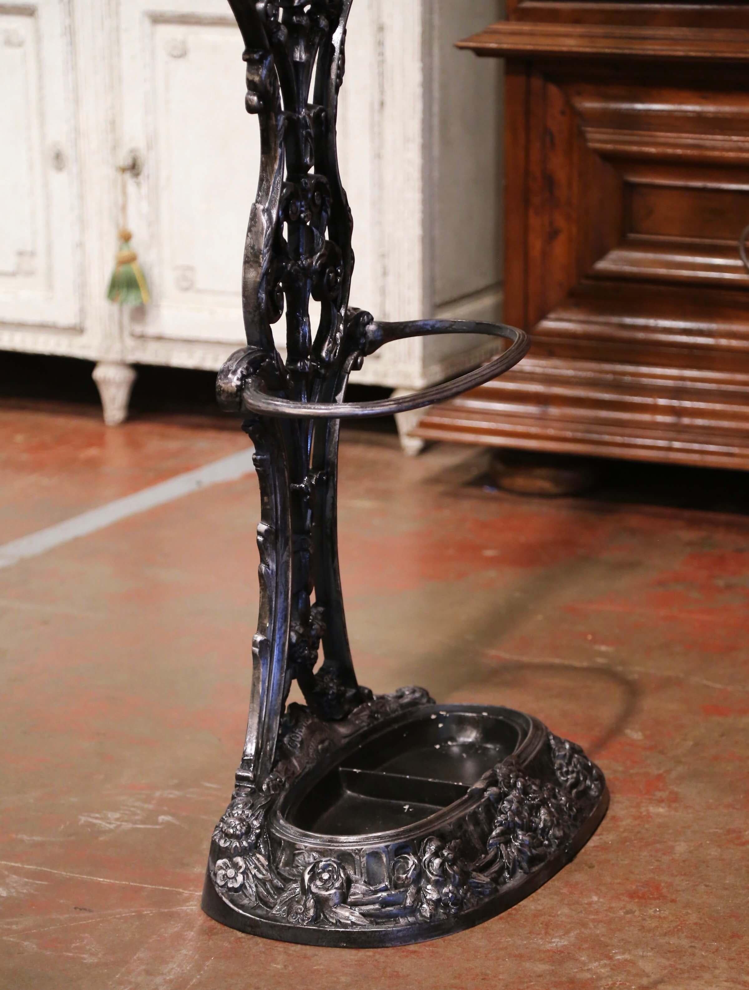 19th Century French Napoleon III Polished Iron Hall Stand Signed Corneau Freres For Sale 8