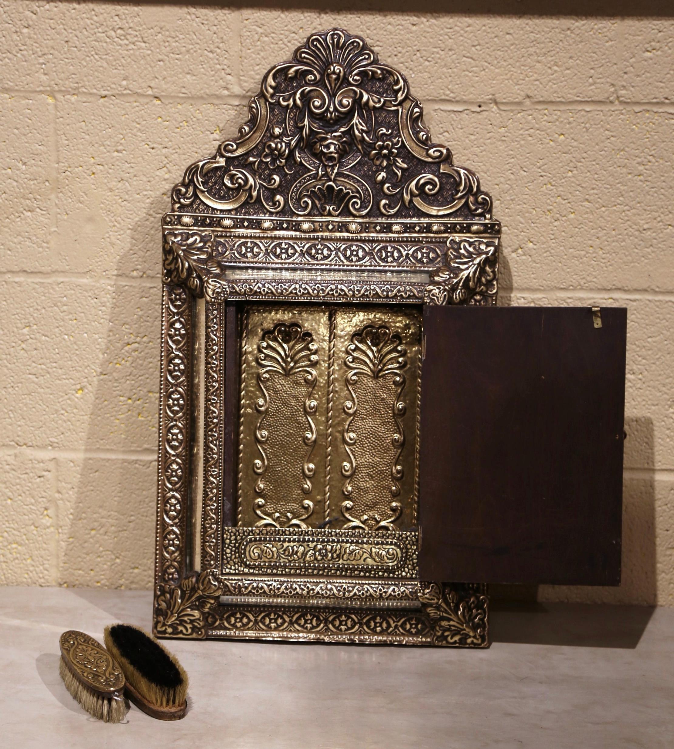 19th Century French Napoleon III Repousse Brass Wall Mirror with Inside Brushes In Excellent Condition In Dallas, TX