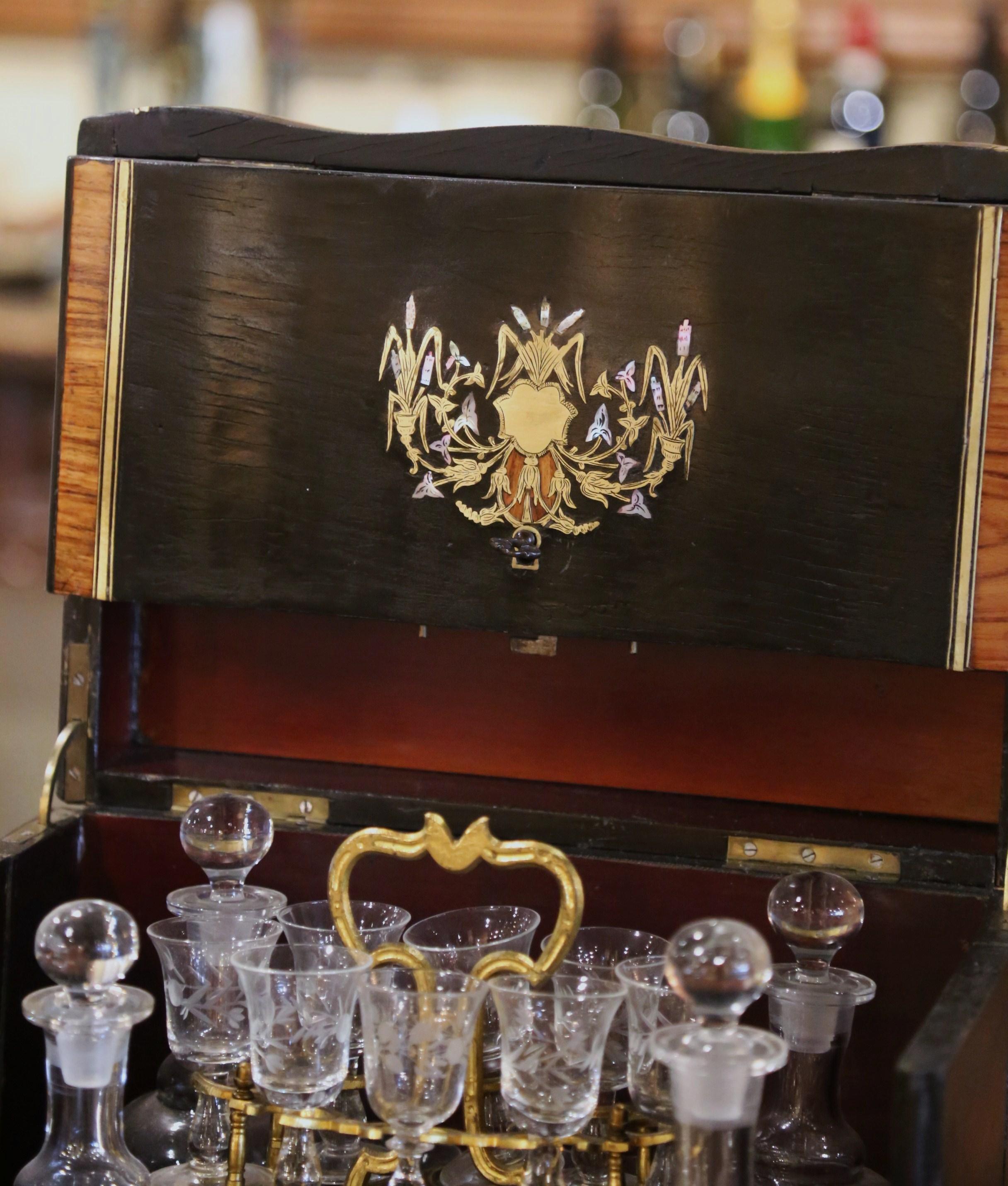 Hand-Carved 19th Century French Napoleon III Rosewood & Brass Inlaid Complete Cave a Liqueur For Sale