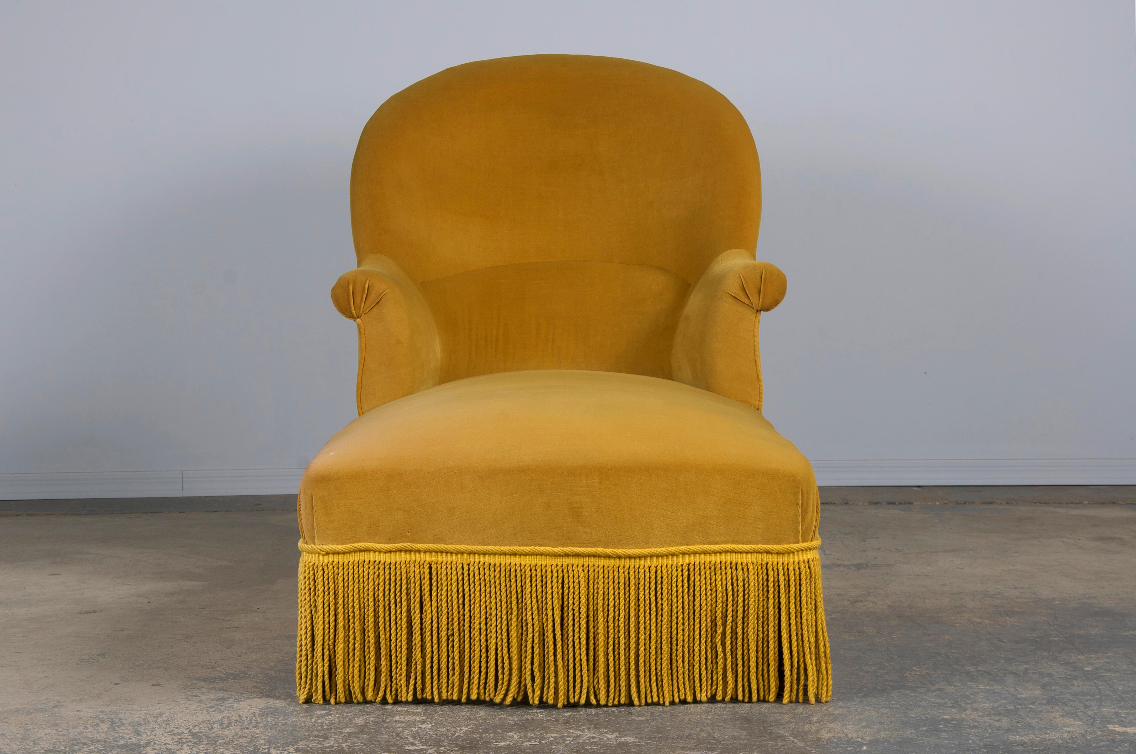 19th Century French Napoleon III Style Chaise Lounge W/ Golden Yellow Velvet 4