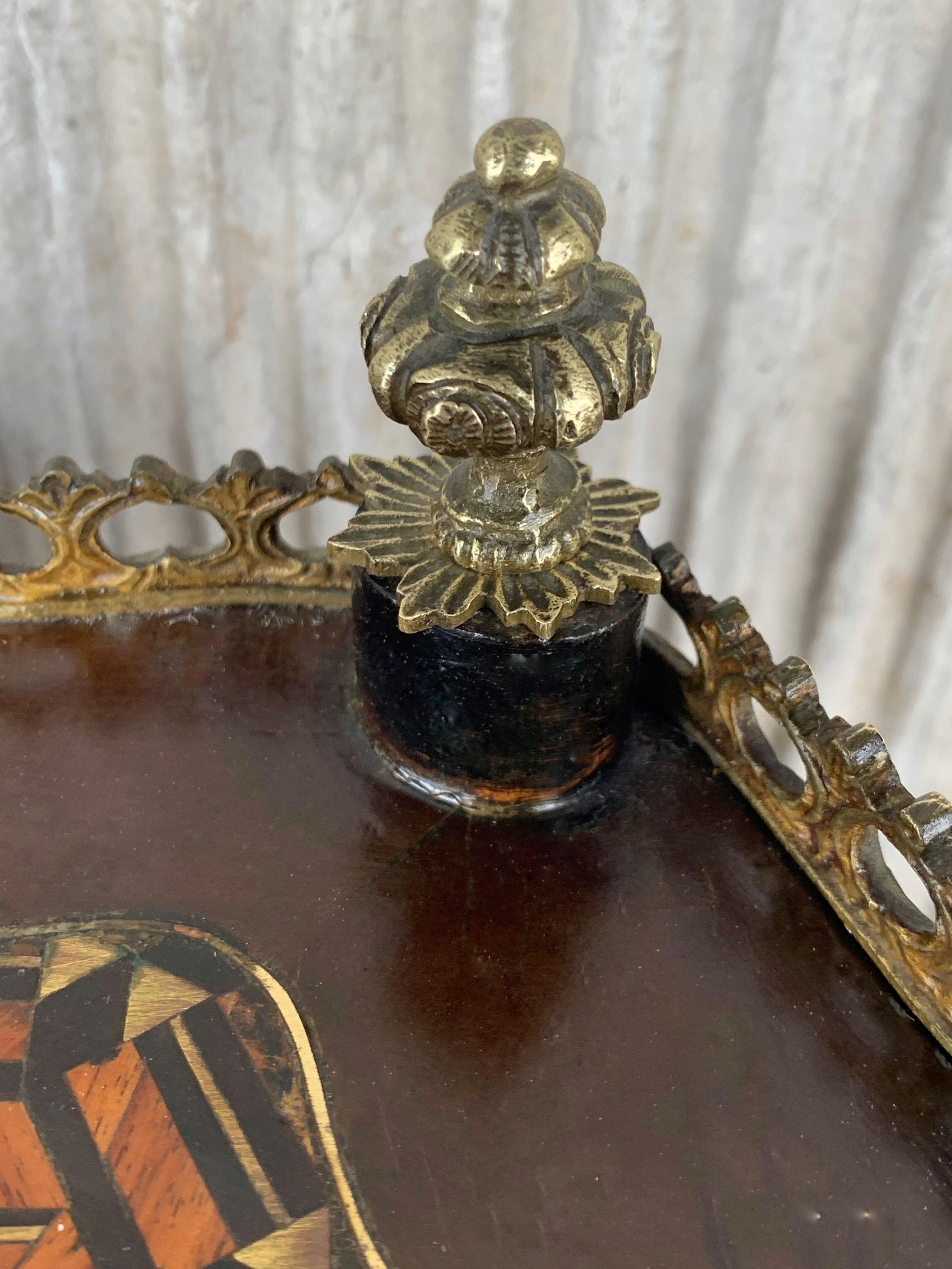 19th Century French Napoleon III Three-Tier Marquetry Étagère, circa 1860 For Sale 5
