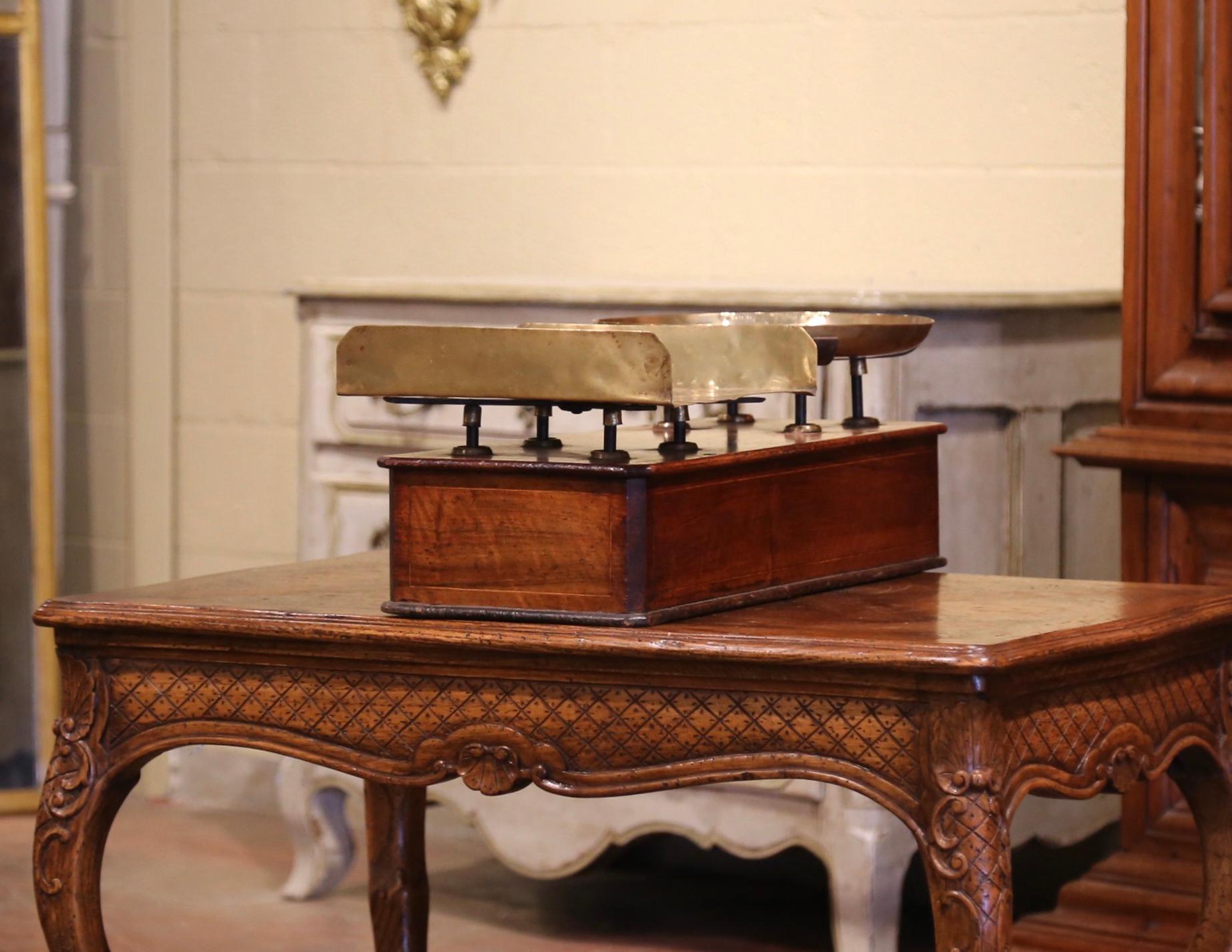 19th Century French Napoleon III Walnut and Brass Scale with Set of Weights For Sale 4