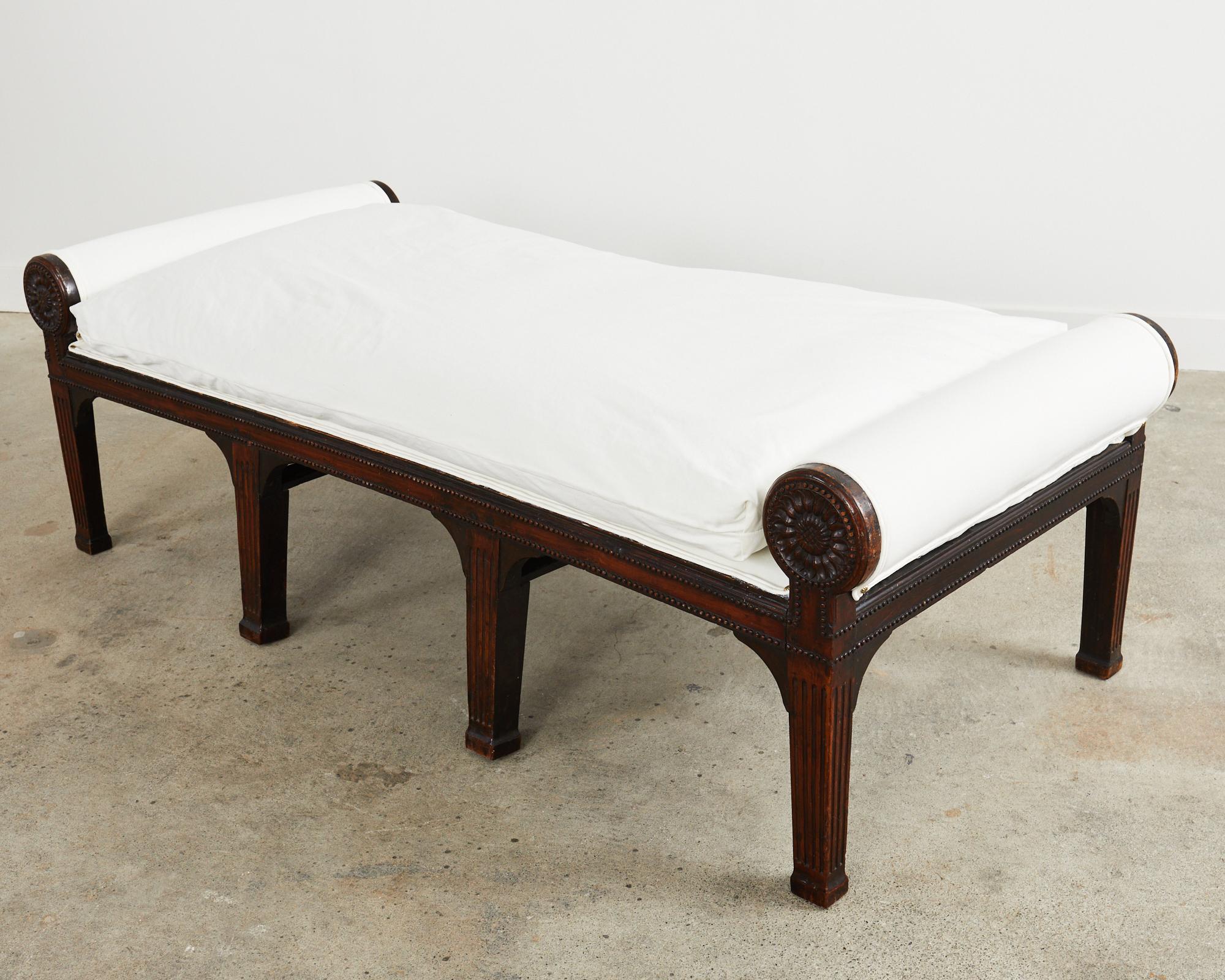 19th Century French Napoleon III Walnut Daybed or Bench For Sale 7