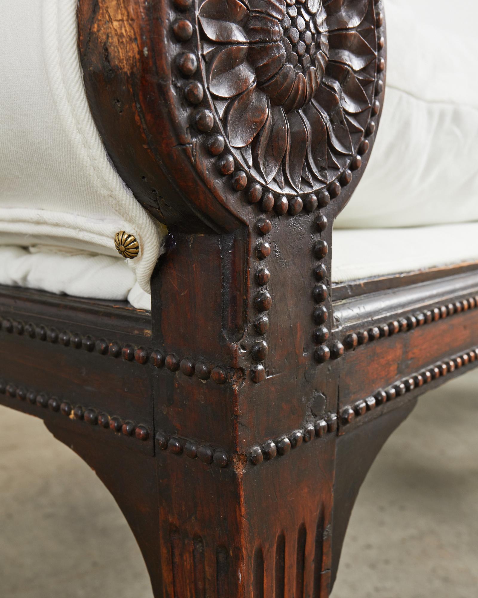19th Century French Napoleon III Walnut Daybed or Bench For Sale 8