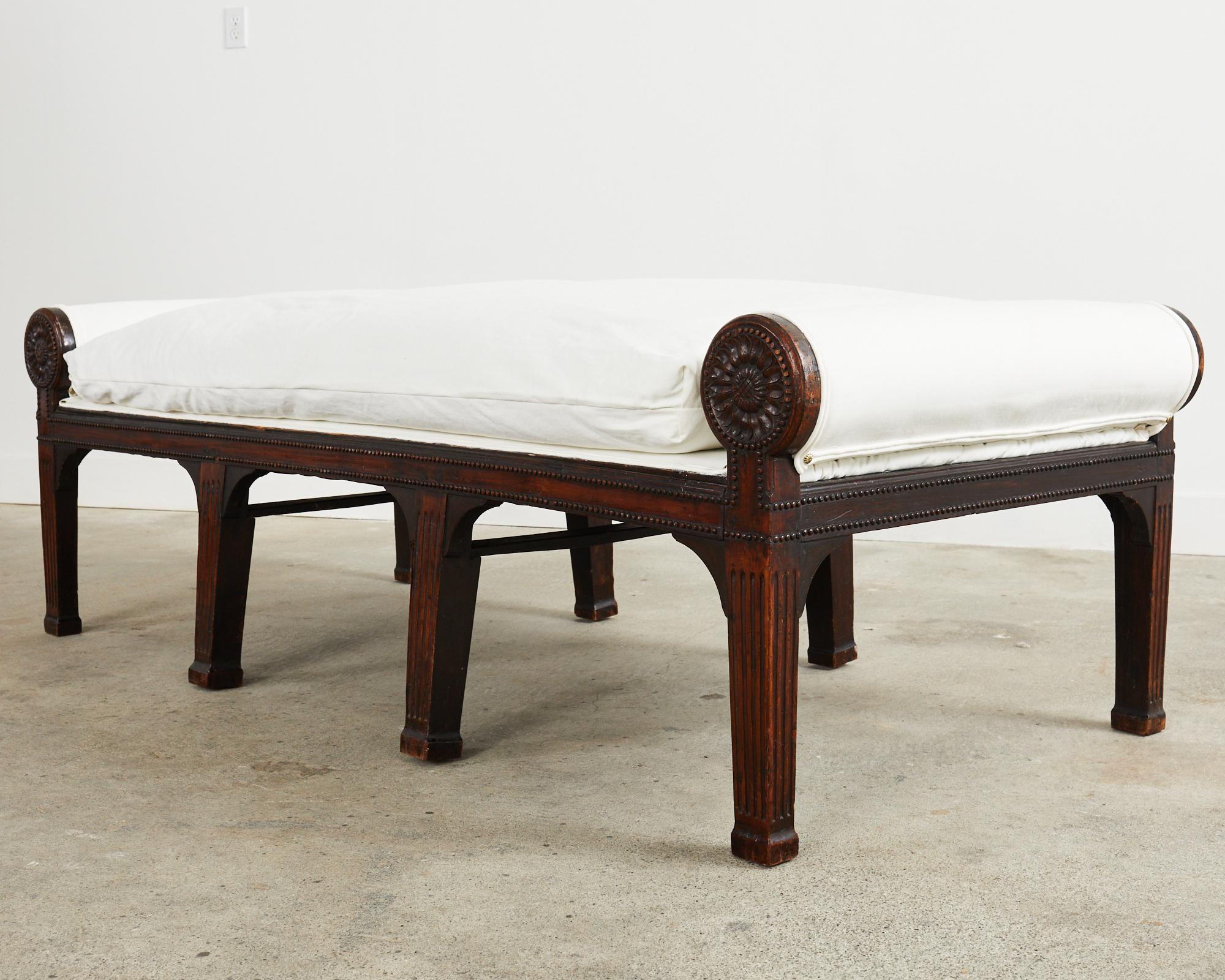 Hand-Carved 19th Century French Napoleon III Walnut Daybed or Bench For Sale