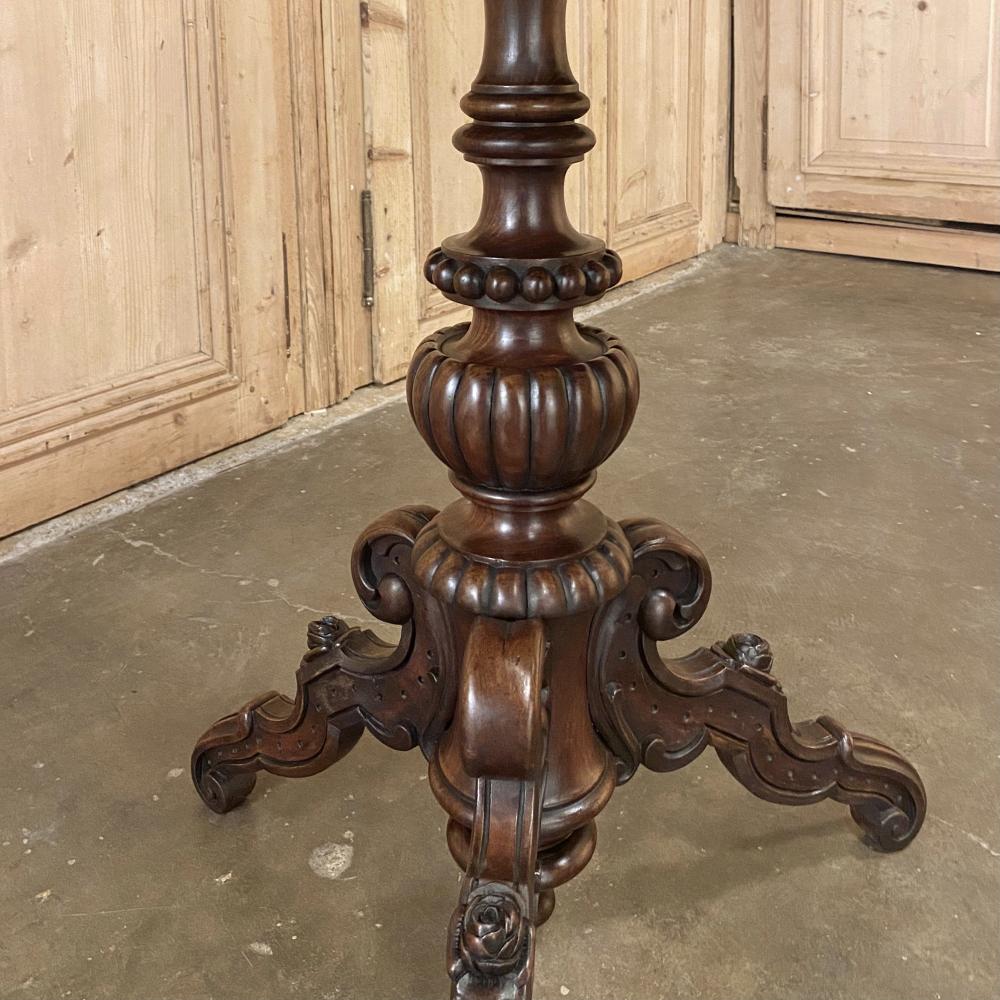 19th Century French Napoleon III Walnut Pie Crust Center Table For Sale 4