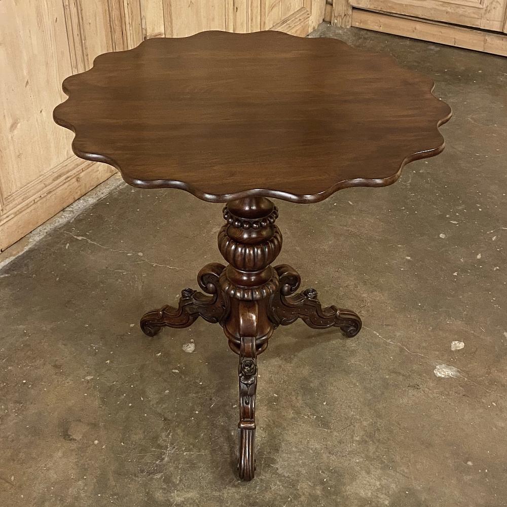 Late 19th Century 19th Century French Napoleon III Walnut Pie Crust Center Table For Sale
