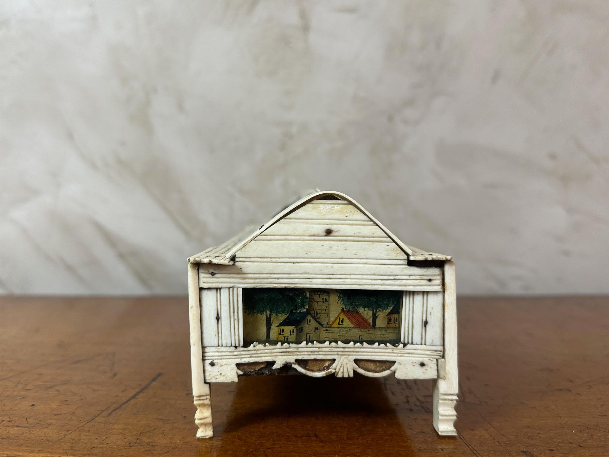 19th century French Napoleon War Soldier Work Domino Painted Basket, 1820s For Sale 3