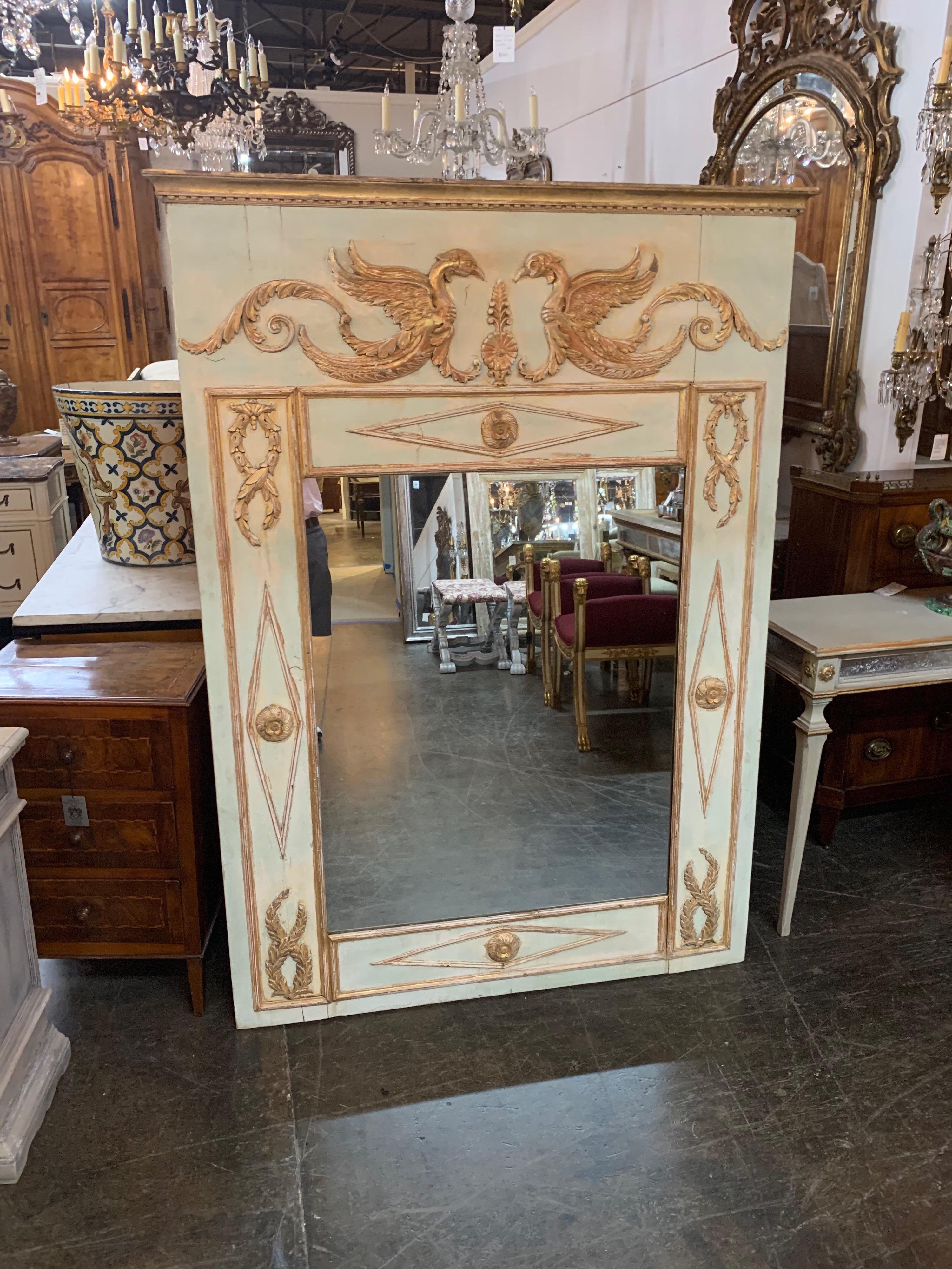 Miroir Trumeau néoclassique français du 19ème siècle sculpté et partiellement doré Bon état - En vente à Dallas, TX