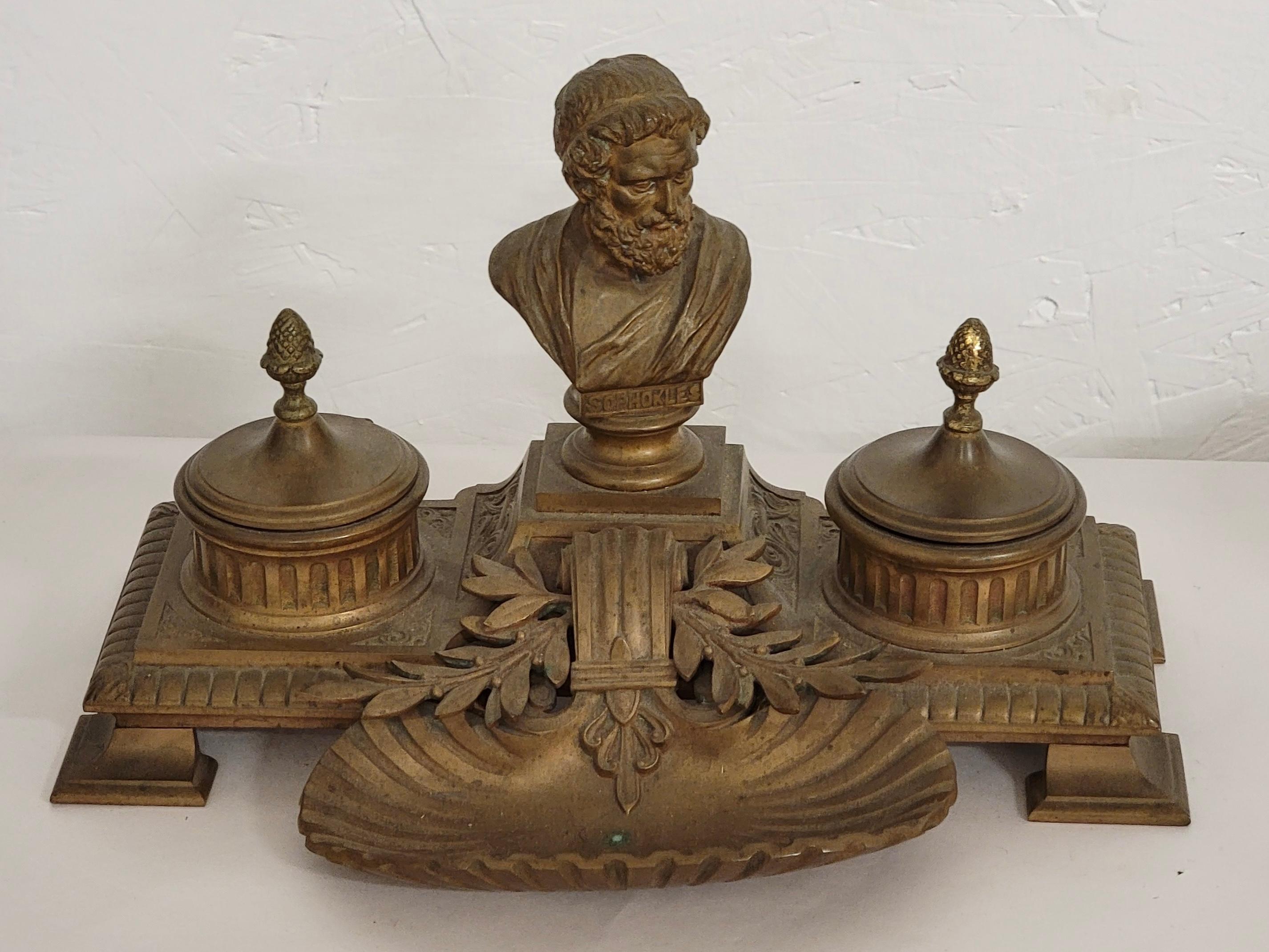 19th Century French Neo-Classical Style Gilt Bronze Desk Inkwell For Sale 2