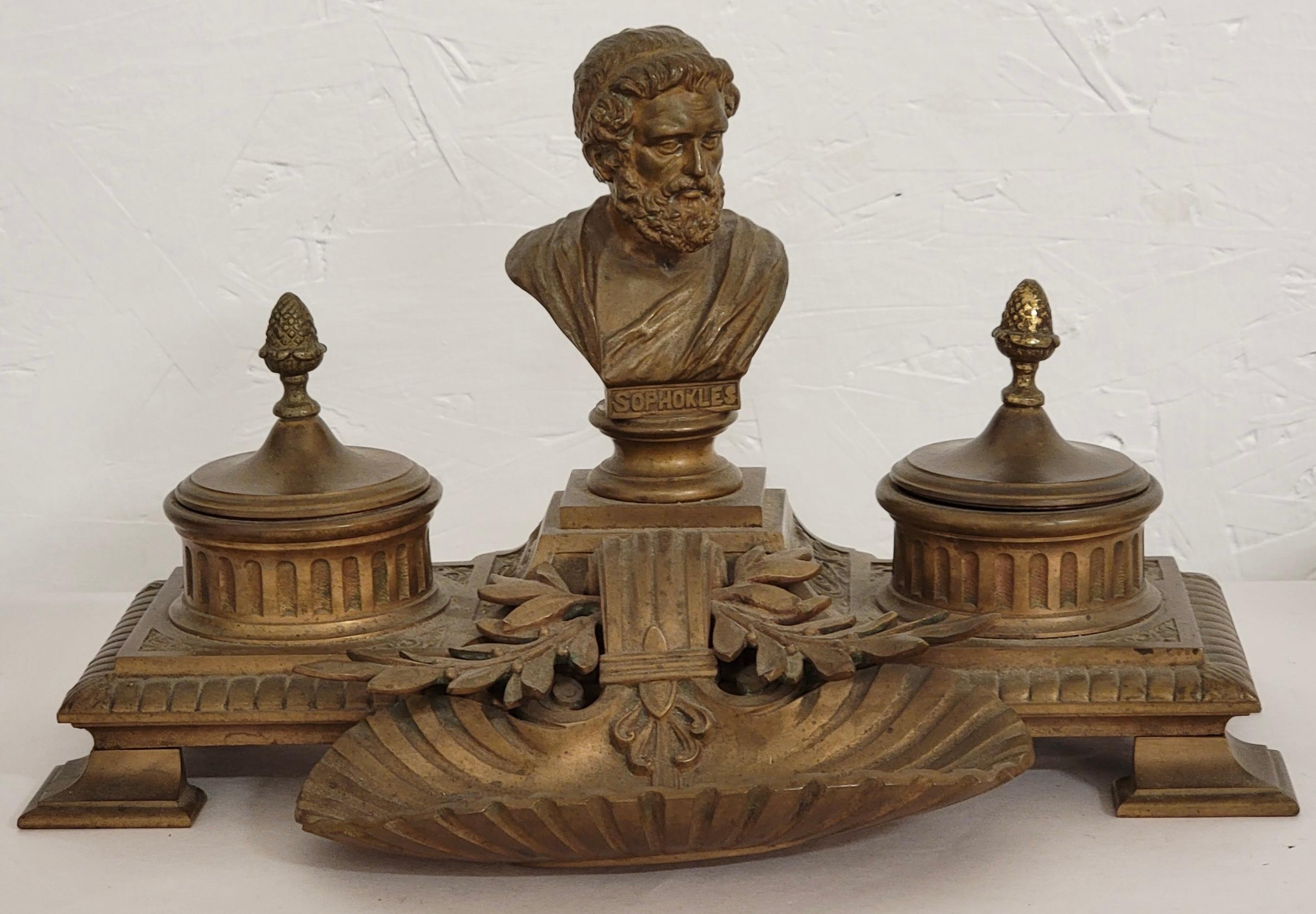 19th Century French Neo-Classical Style Gilt Bronze Desk Inkwell For Sale 4