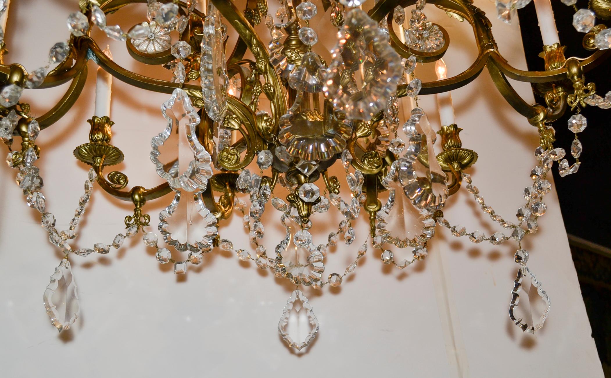 Wonderful 19th century French neoclassical gilt bronze and crystal 18-light chandelier.