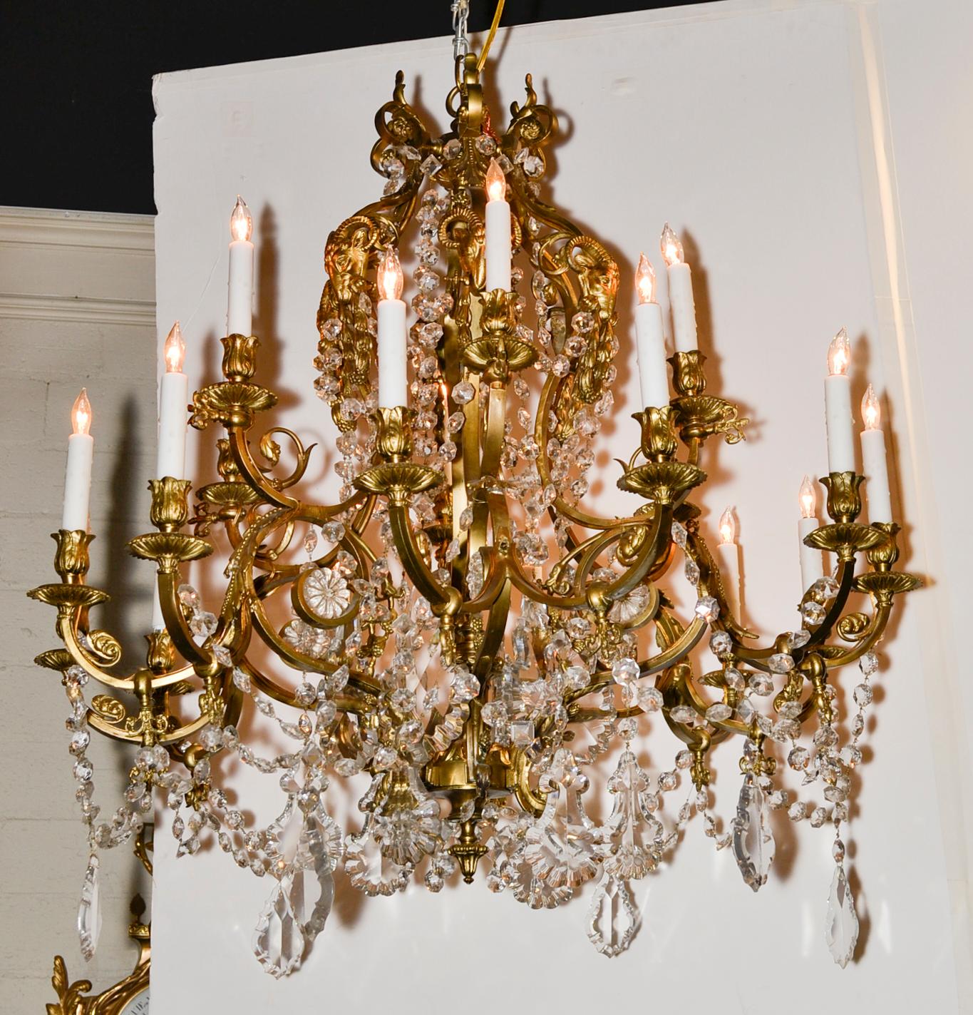 19th Century French Neoclassical Bronze Chandelier 2