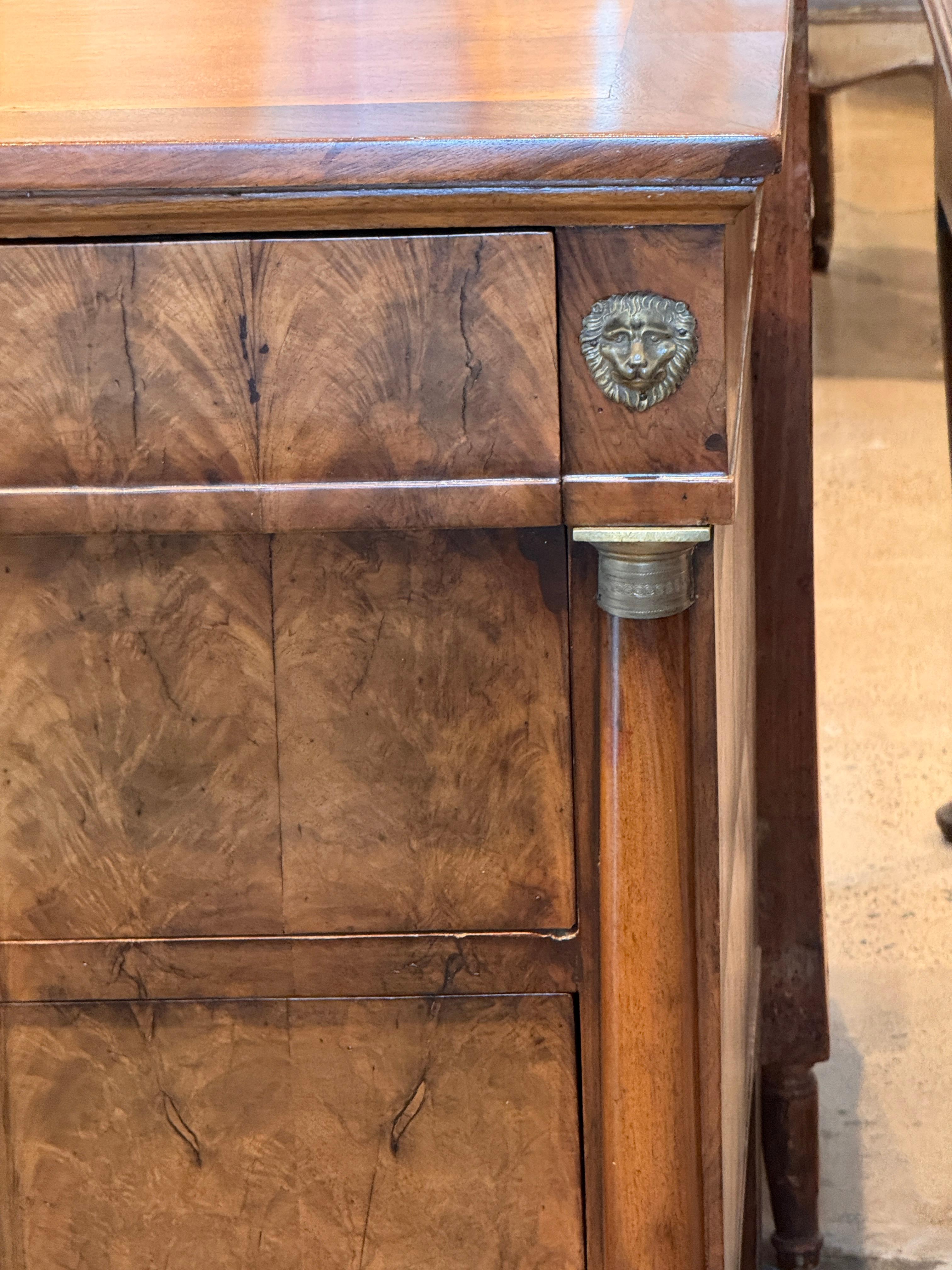 Cassapanca neoclassica francese del XIX secolo in vendita 1