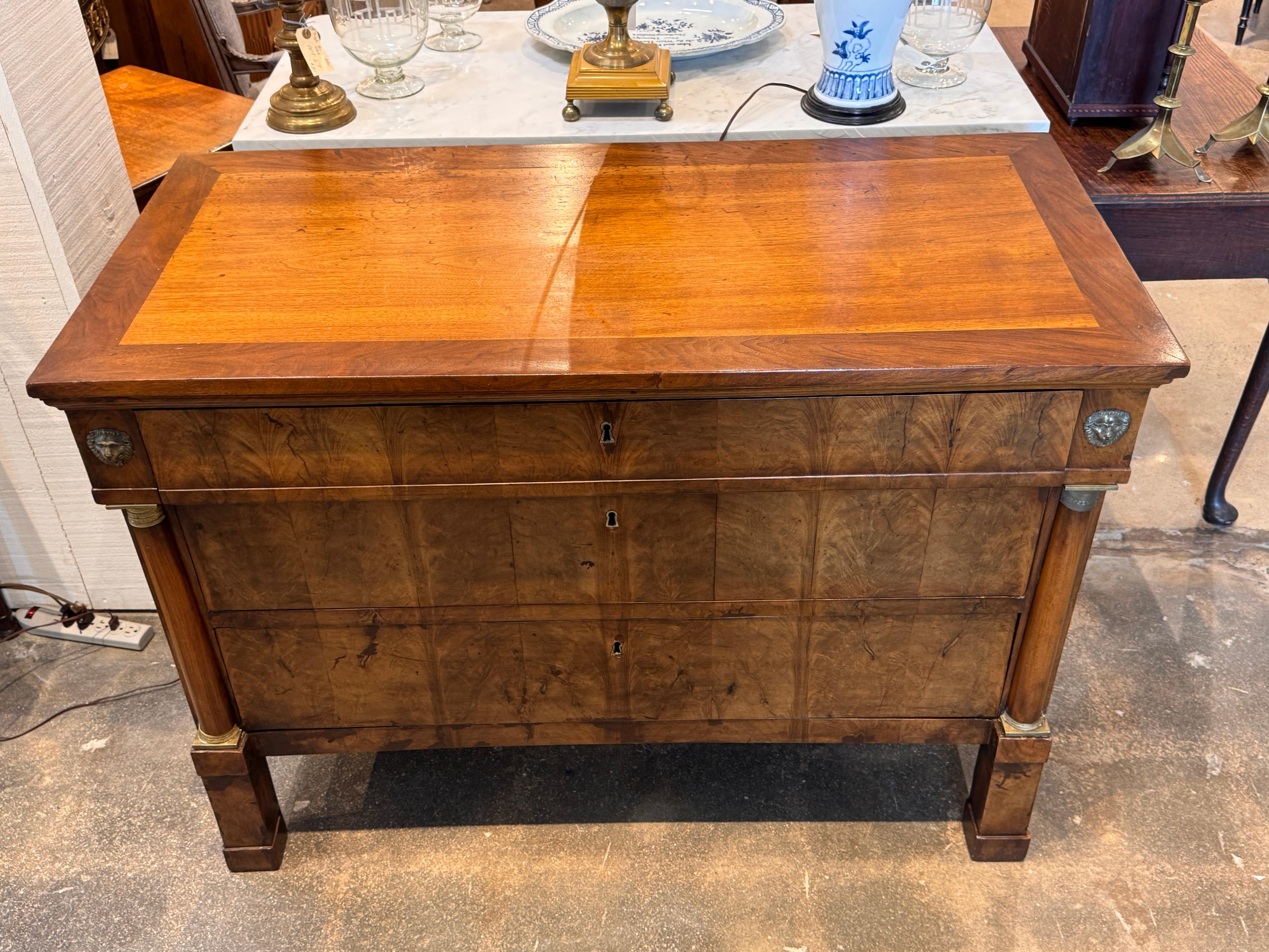 Cassapanca neoclassica francese del XIX secolo in vendita 4