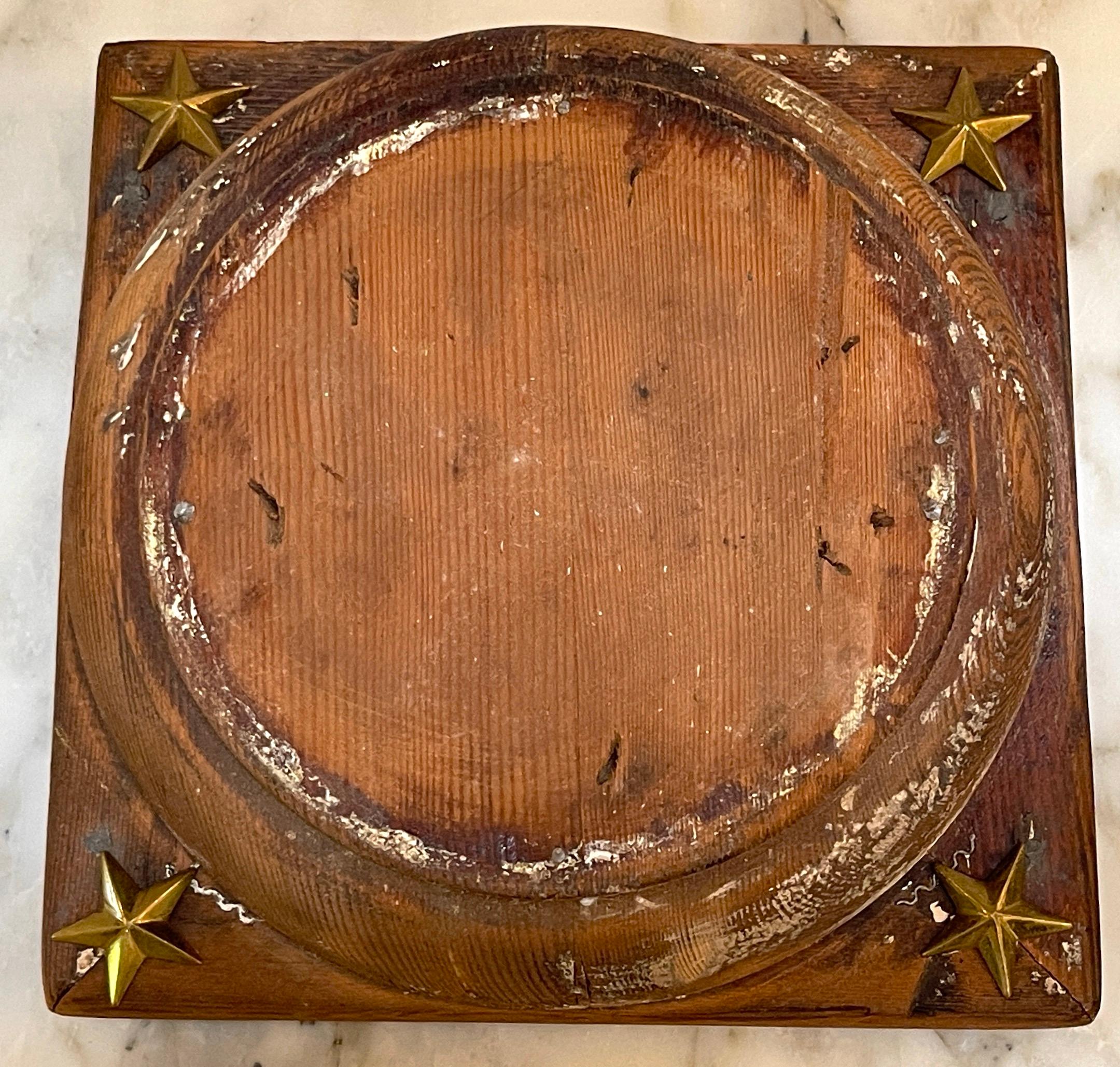 19. Jahrhundert Französisch neoklassischen Distressed Holz & Glas Cloche / Kuppel  im Angebot 1