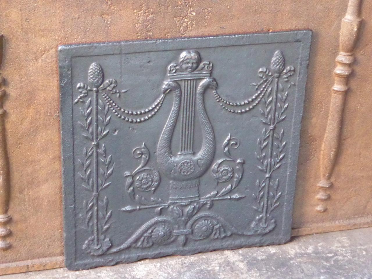 19th Century French Neoclassical Fireback In Good Condition In Amerongen, NL