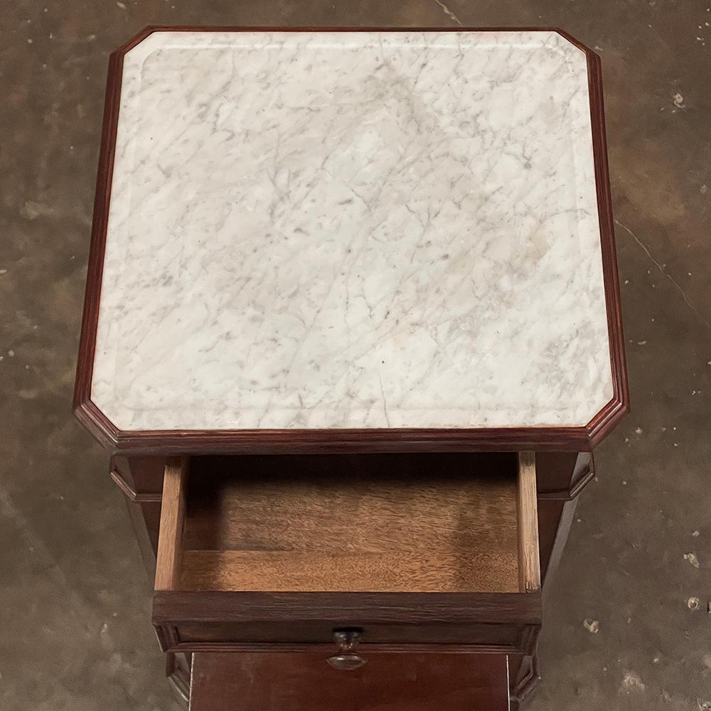 19th Century French Neoclassical Louis XVI Mahogany Nightstand ~ Carrara Marble For Sale 3