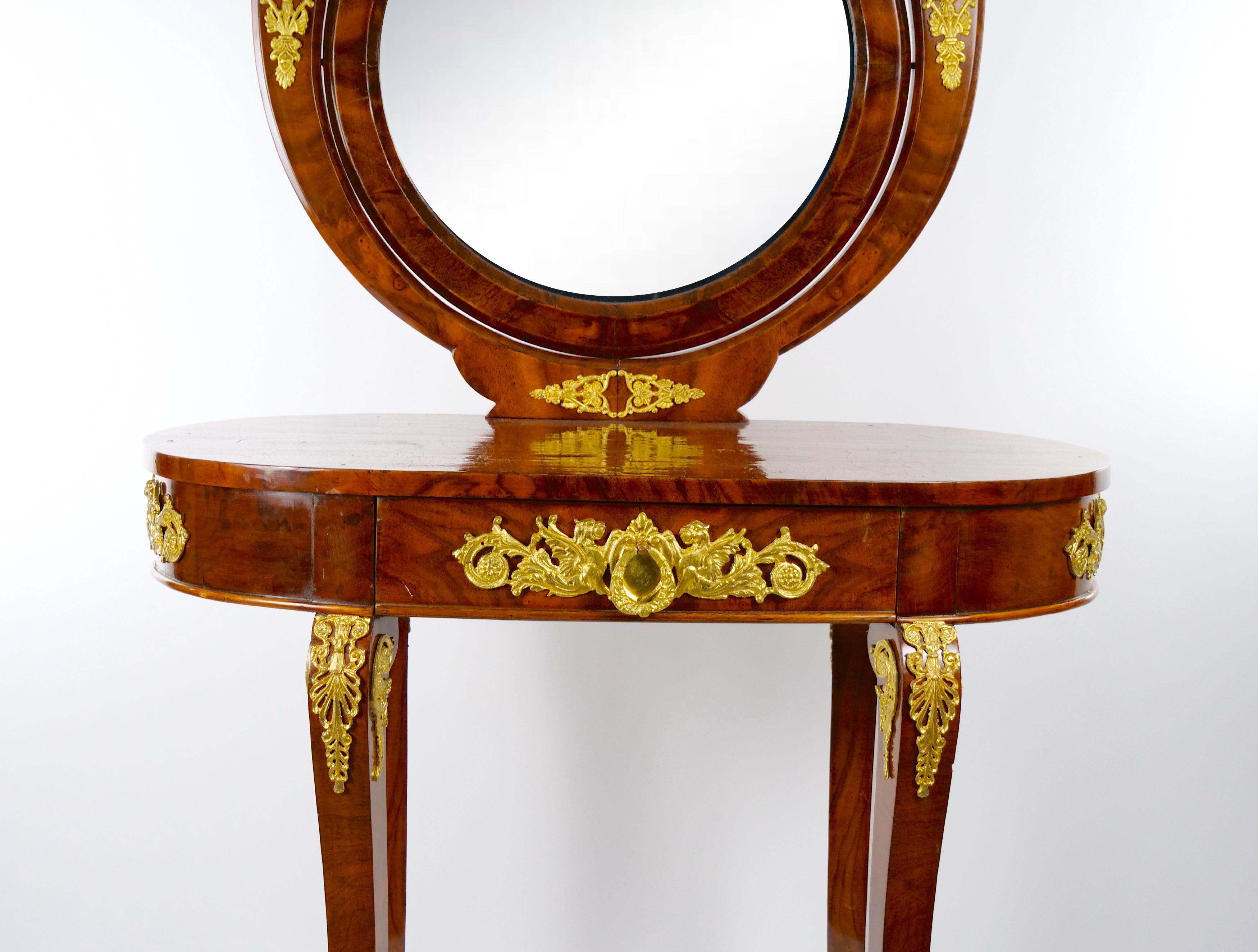 19th Century French Neoclassical Mahogany Vanity / Ormolu Mounts In Good Condition For Sale In Tarry Town, NY
