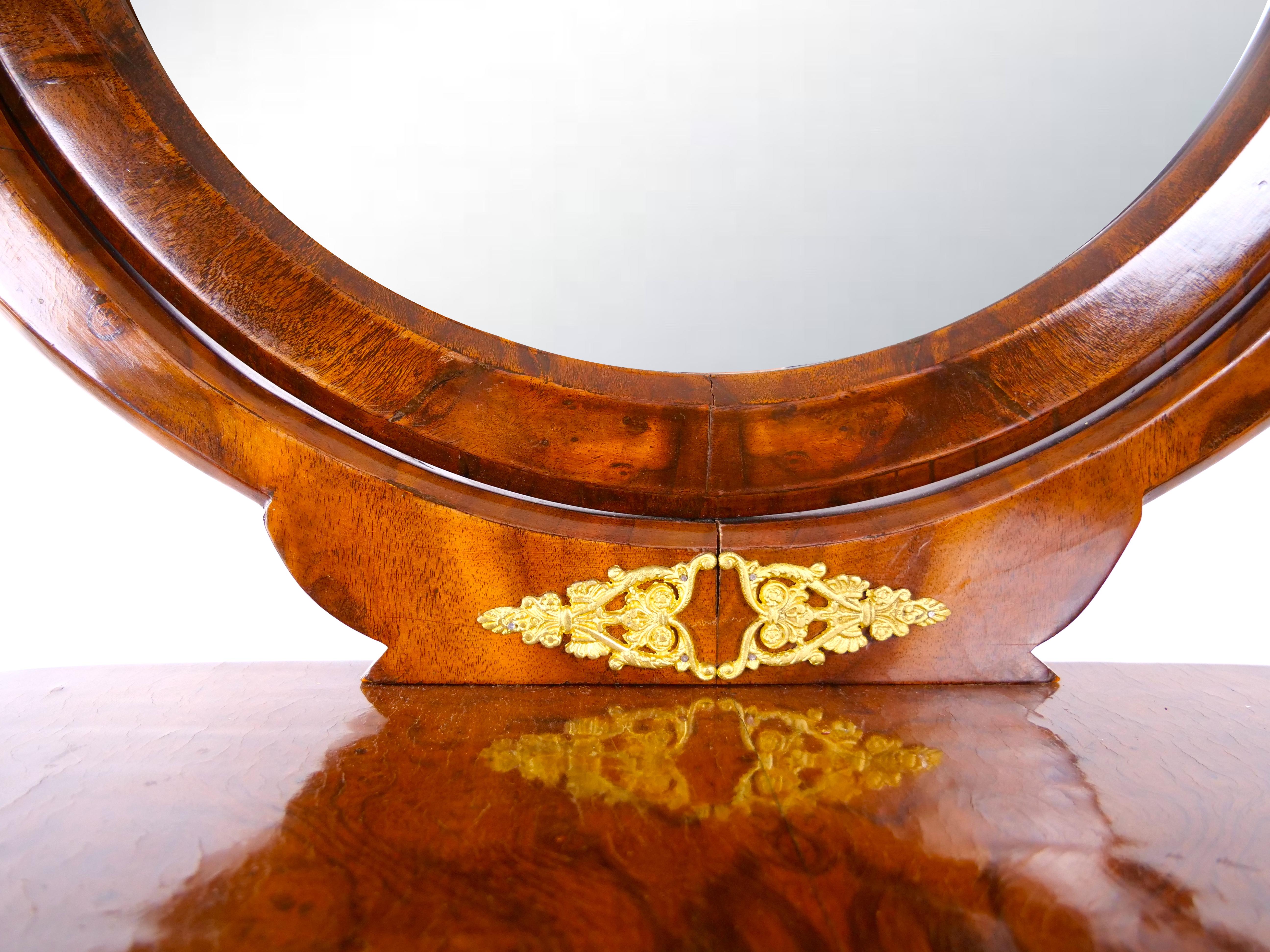 19th Century French Neoclassical Mahogany Vanity / Ormolu Mounts For Sale 3