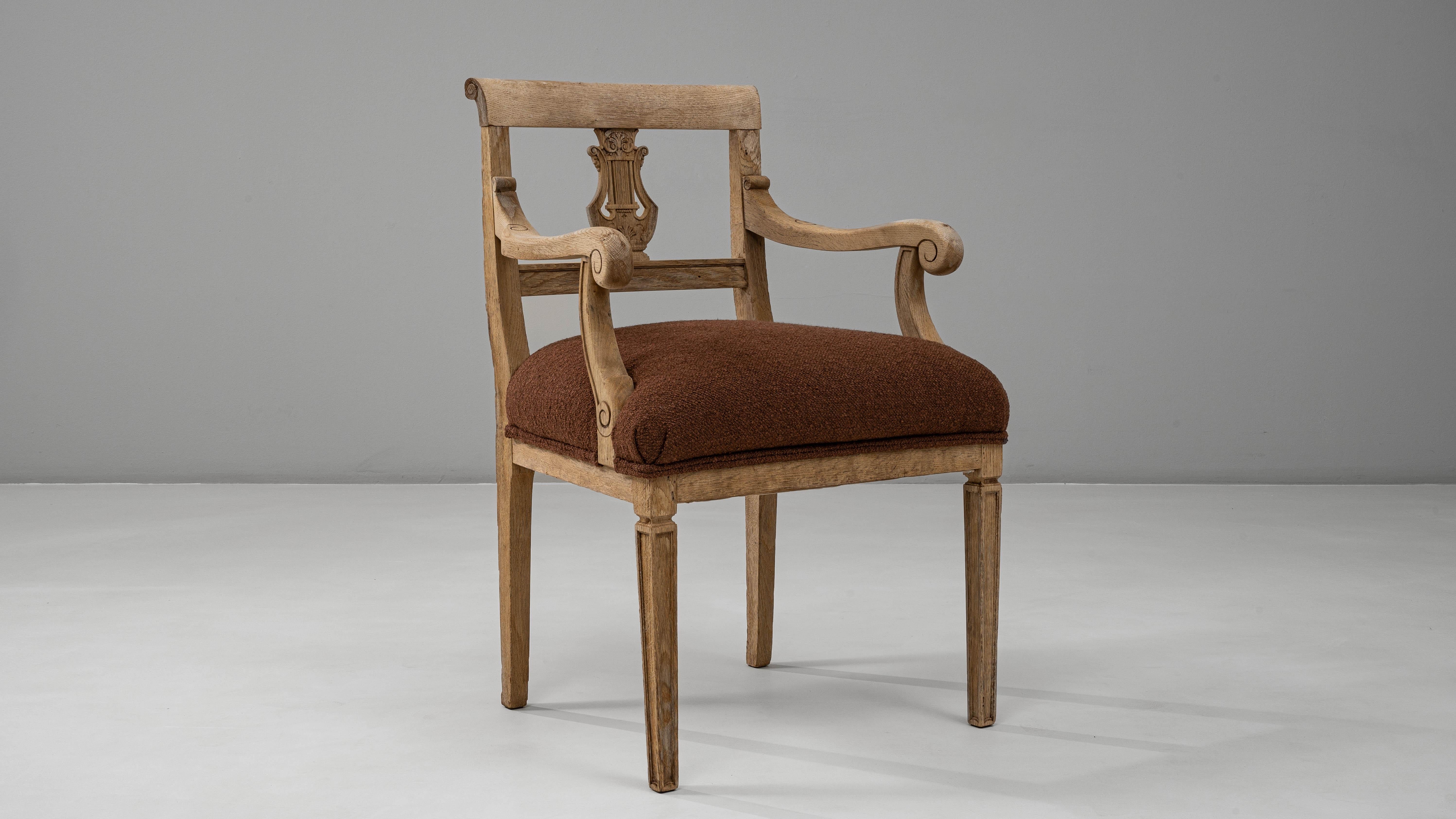 19th Century French Neoclassical Oak Upholstered Armchair With Lyre Back For Sale 7