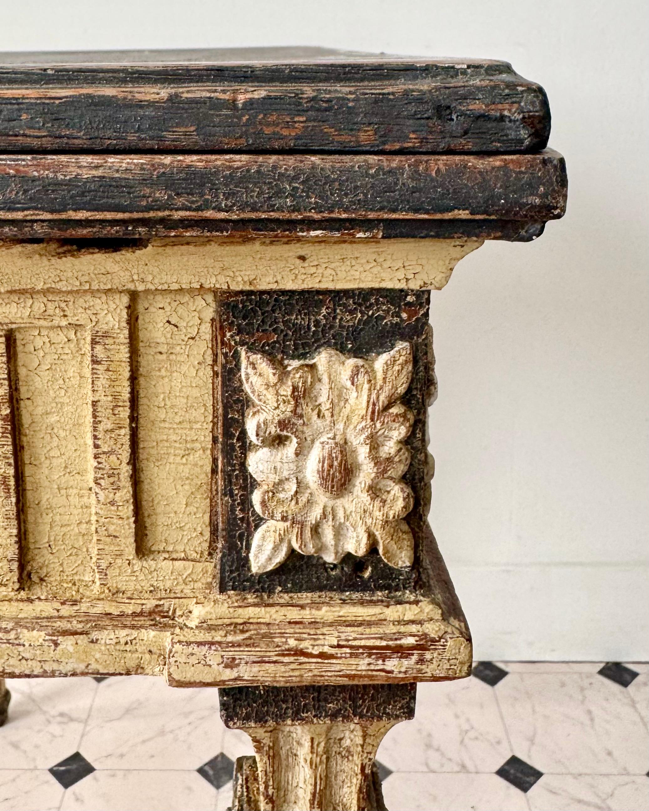 19th Century French Neoclassical Painted Console Table With Folding Top For Sale 9