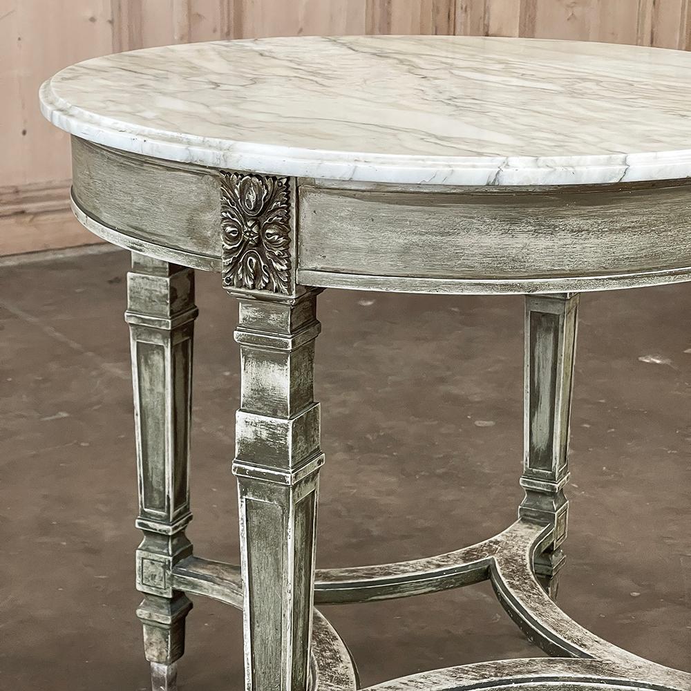 19th Century French Neoclassical Round Painted End Table with Carrara Marble Top For Sale 5