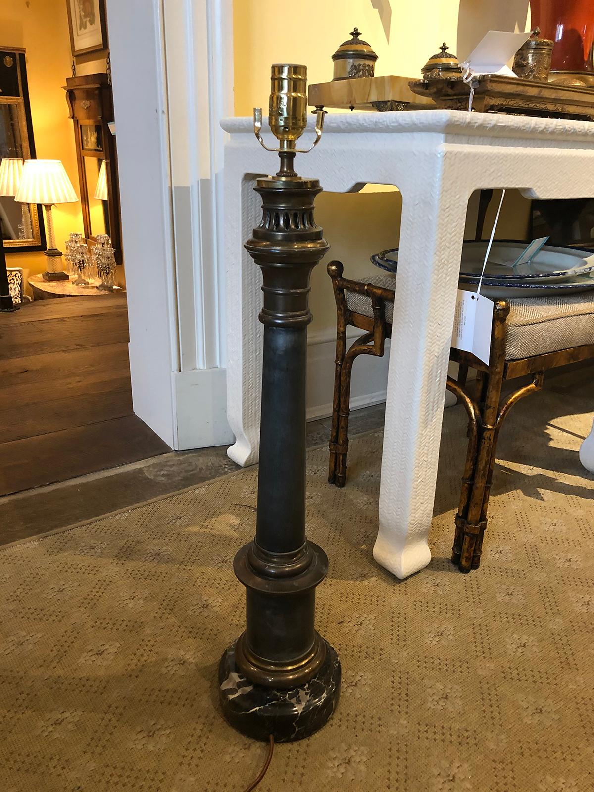19th Century French Neoclassical Style Brass and Steel Lamp on Marble Base For Sale 9