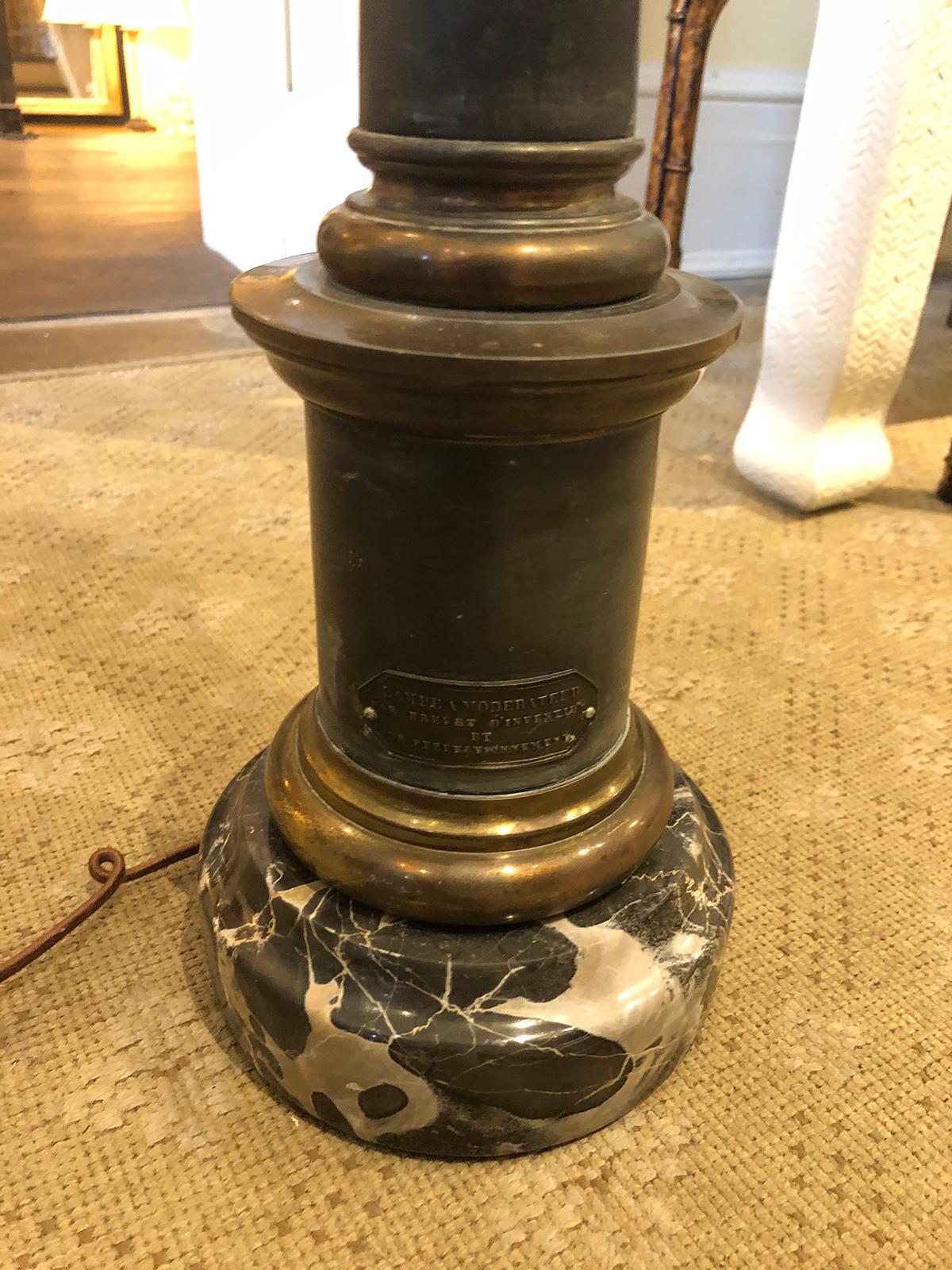19th Century French Neoclassical Style Brass and Steel Lamp on Marble Base For Sale 3