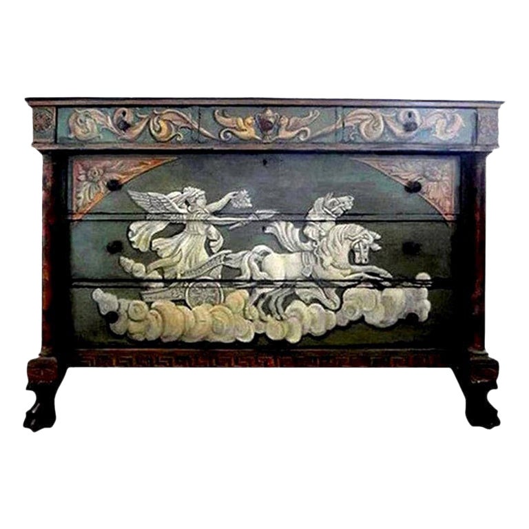 Commode dipinta in stile neoclassico francese del XIX secolo
