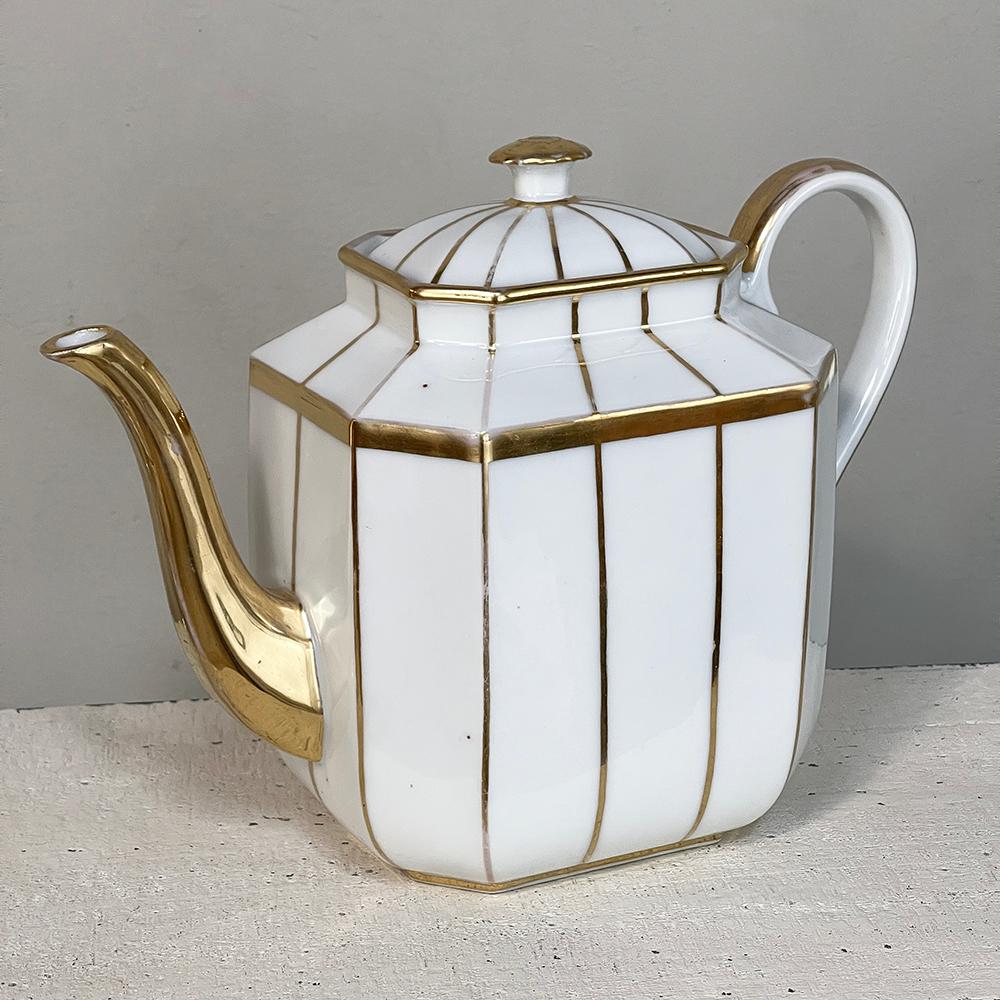 19th Century French Neoclassical Vieux Paris 33 Pc. Tea Set For Sale 13