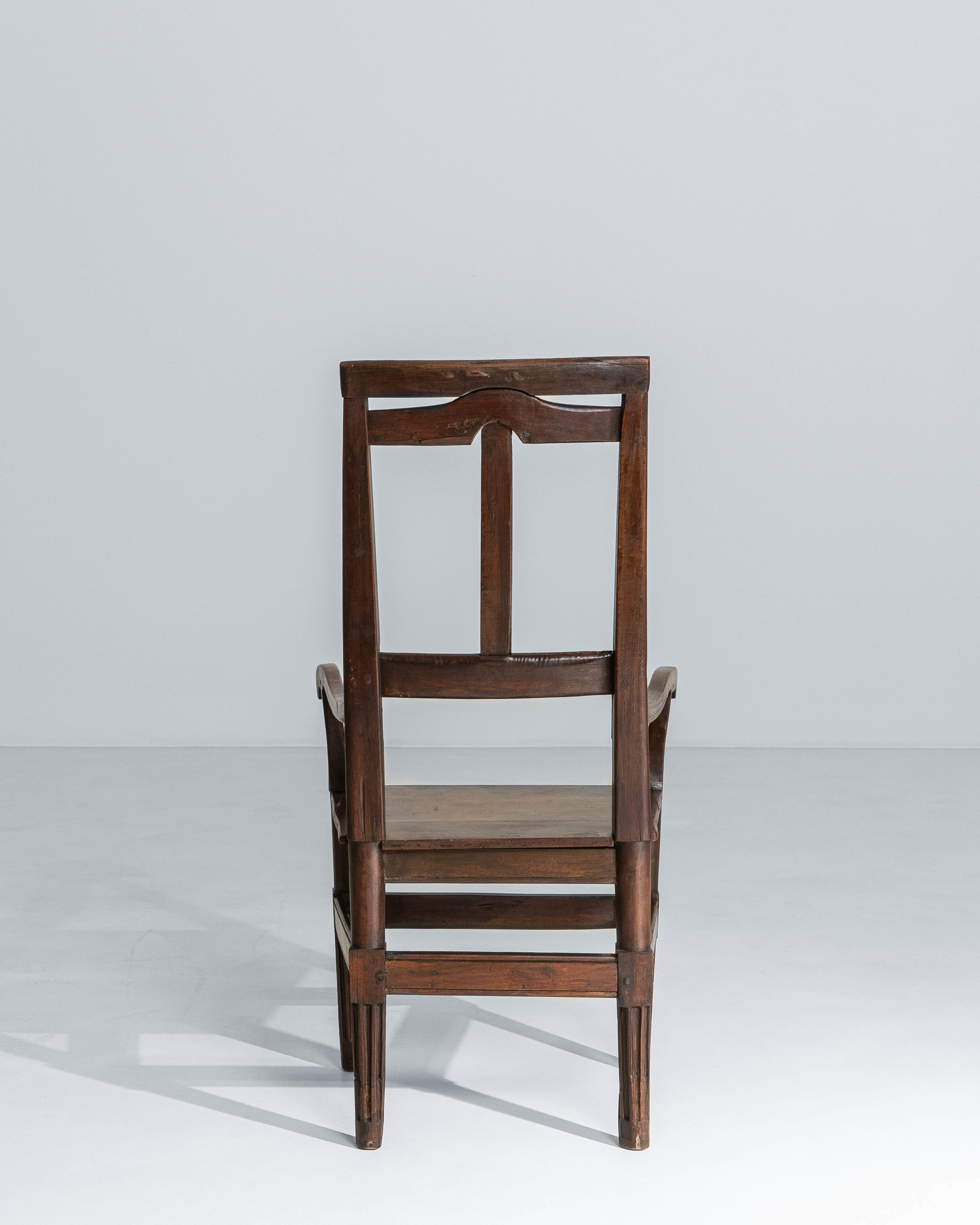 19th Century French Neoclassical Walnut Armchair (Französisch) im Angebot