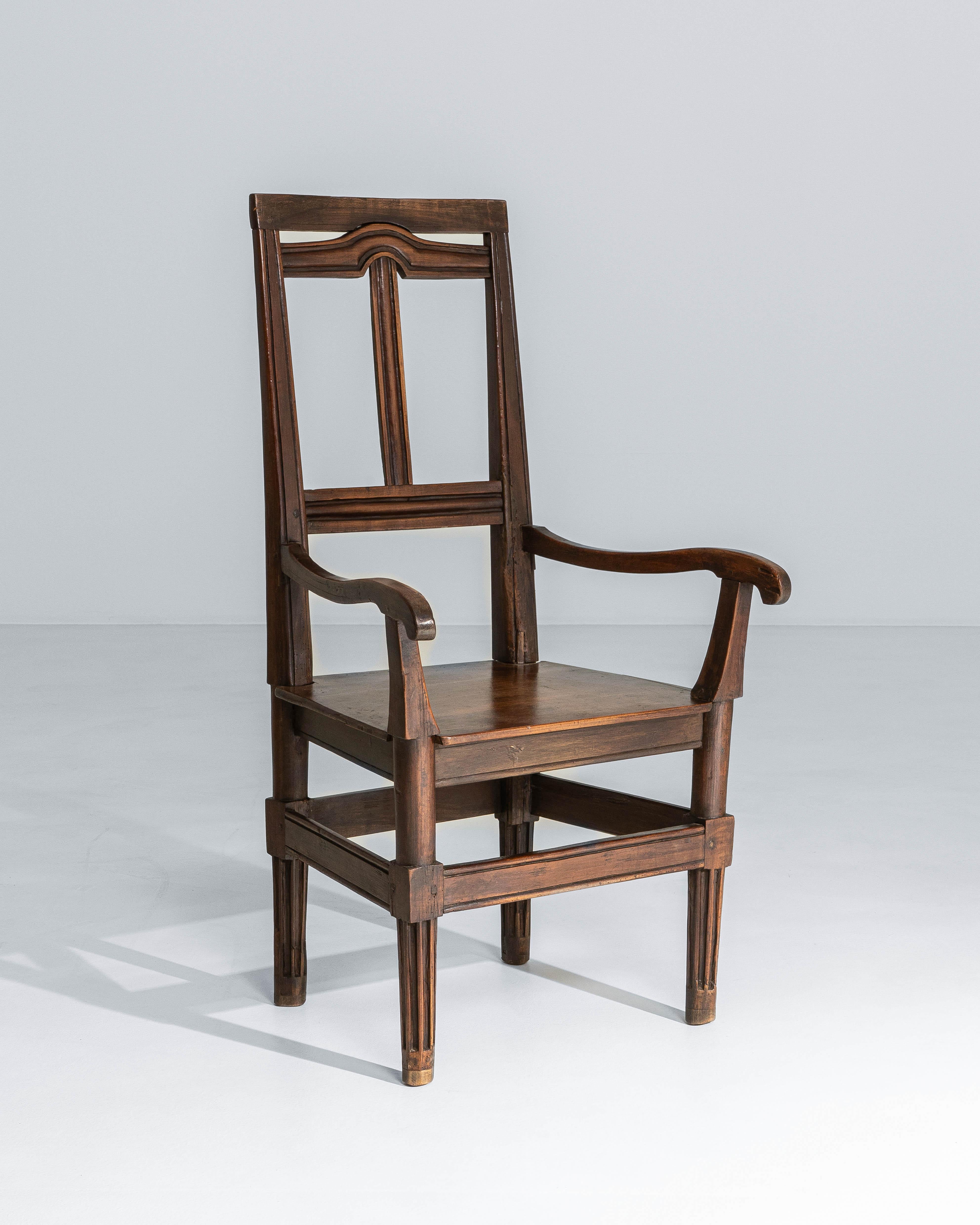 19th Century French Neoclassical Walnut Armchair im Angebot 1