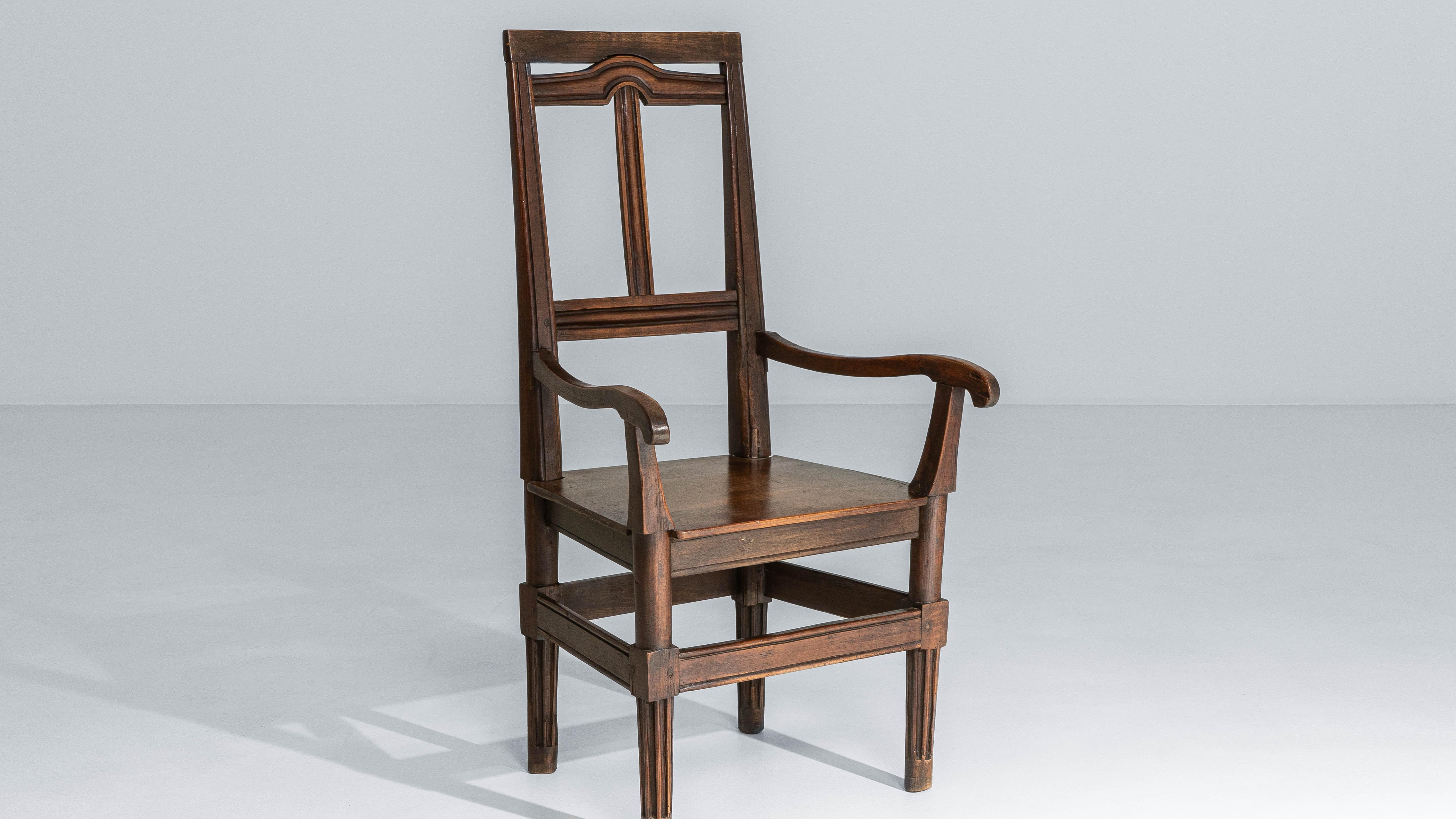 19th Century French Neoclassical Walnut Armchair im Angebot 2