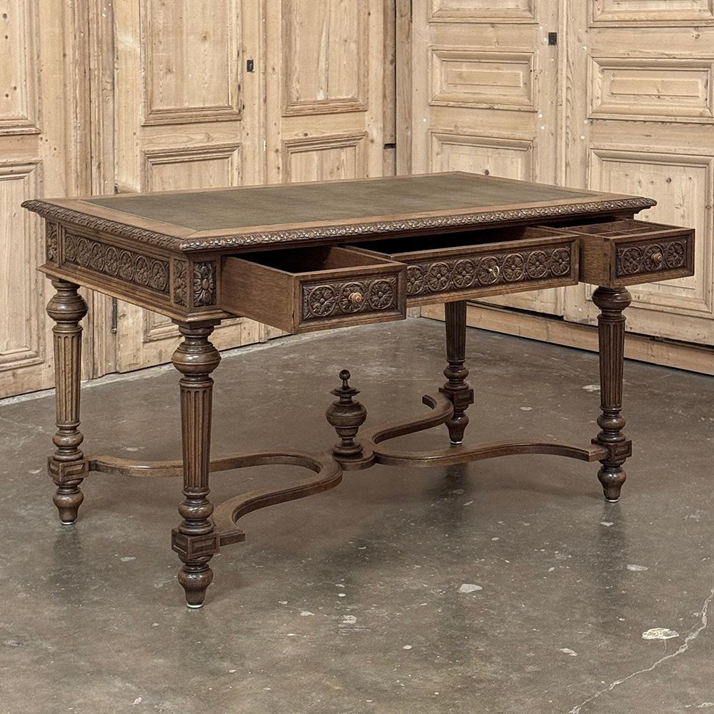 19th Century French Neoclassical Walnut Desk ~ Double Faced en venta 8