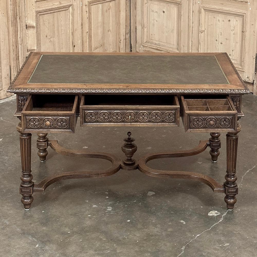 19th Century French Neoclassical Walnut Desk ~ Double Faced en venta 9