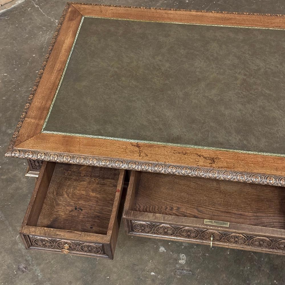 19th Century French Neoclassical Walnut Desk ~ Double Faced en venta 10