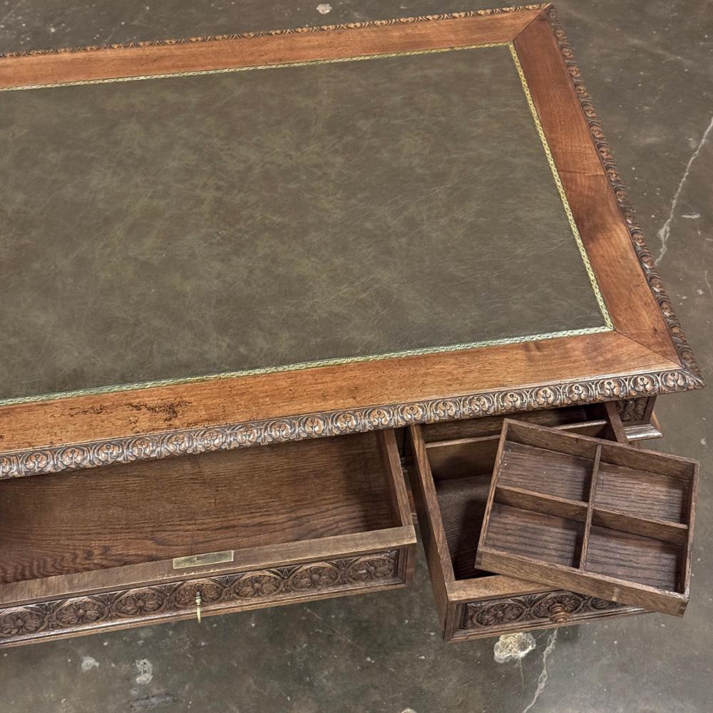 19th Century French Neoclassical Walnut Desk ~ Double Faced en venta 11
